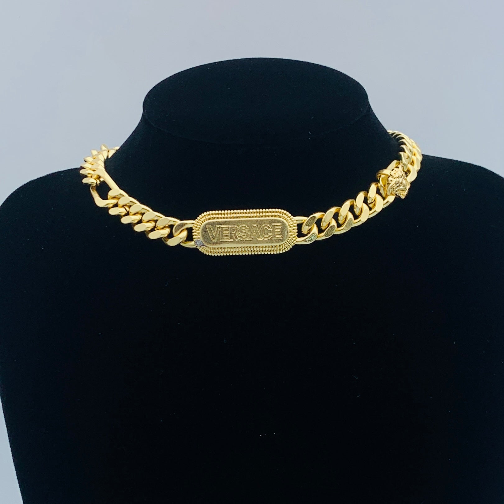 LuxluxHouse Low Price And High Quality Accessories Versace