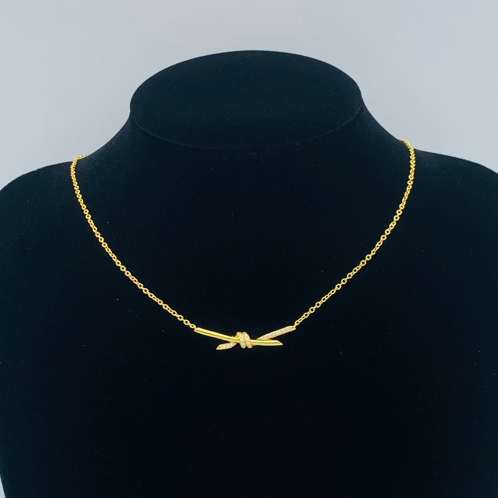 LuxluxHouse Low Price And High Quality Accessories Tiffany