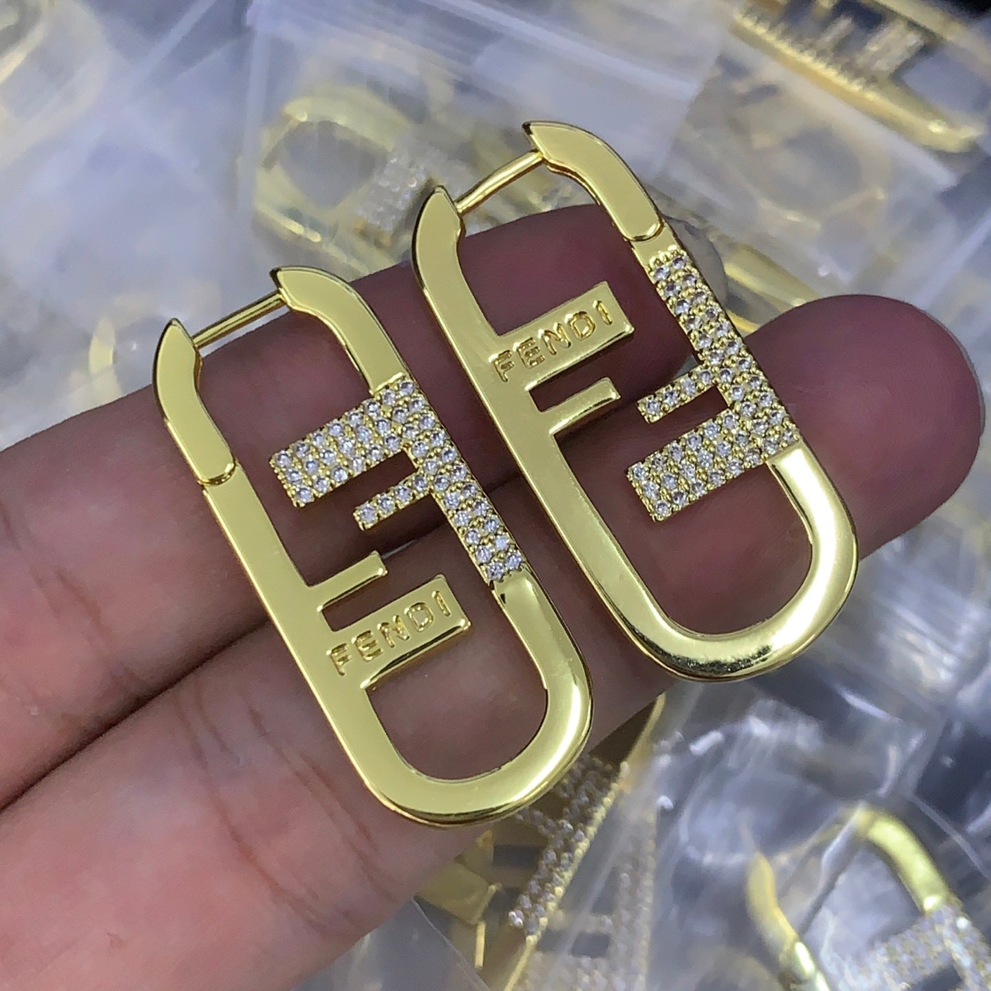 LuxluxHouse Low Price And High Quality Accessories Fendi