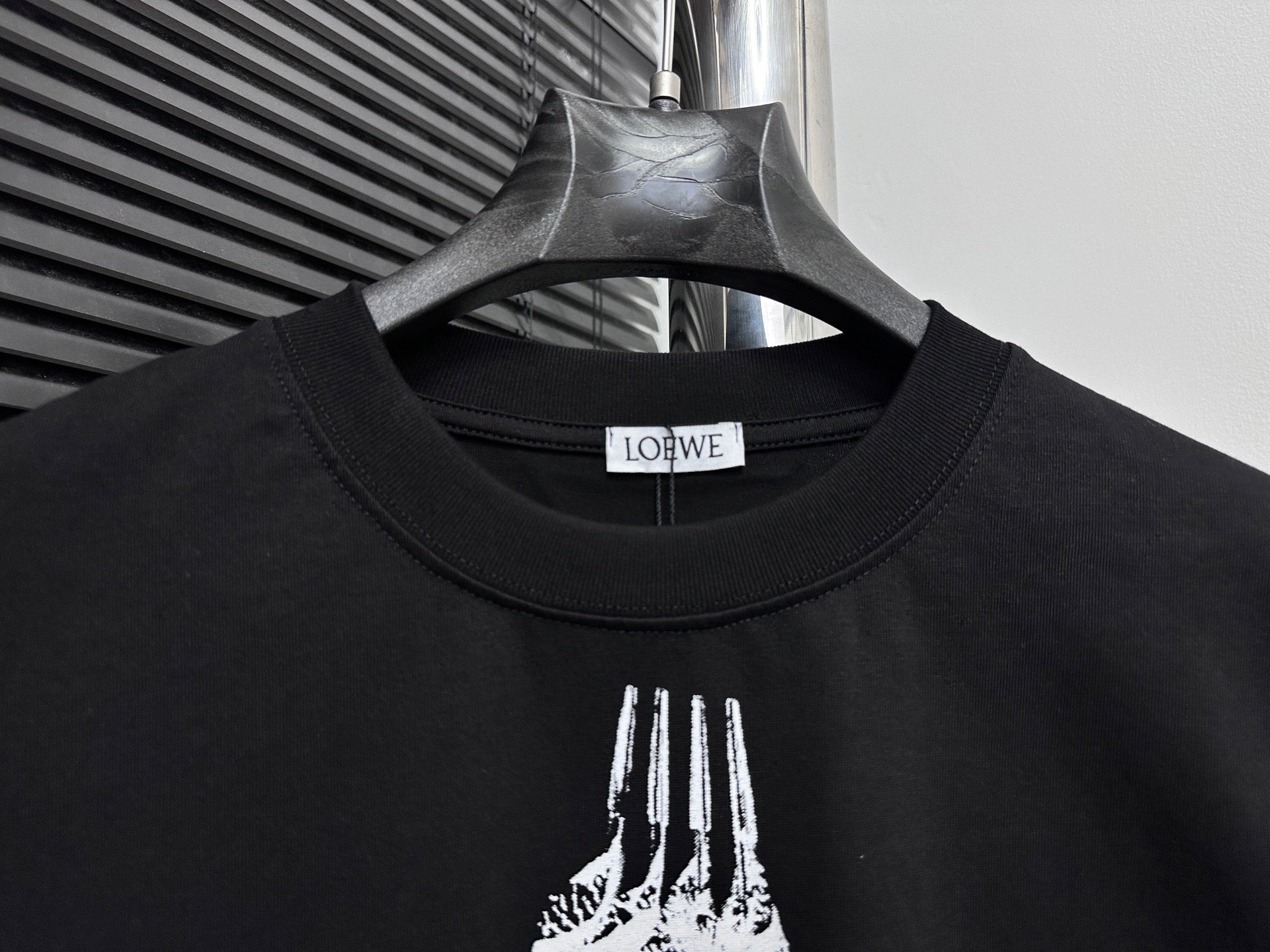 LuxluxHouse Best Quality Clothes T-shirt Loewe