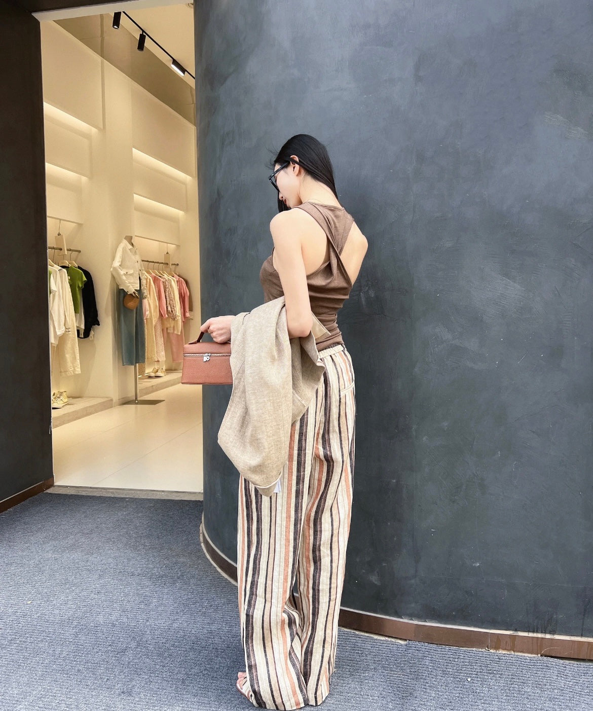 LuxluxHouse Best Quality Clothes T-shirt Loewe