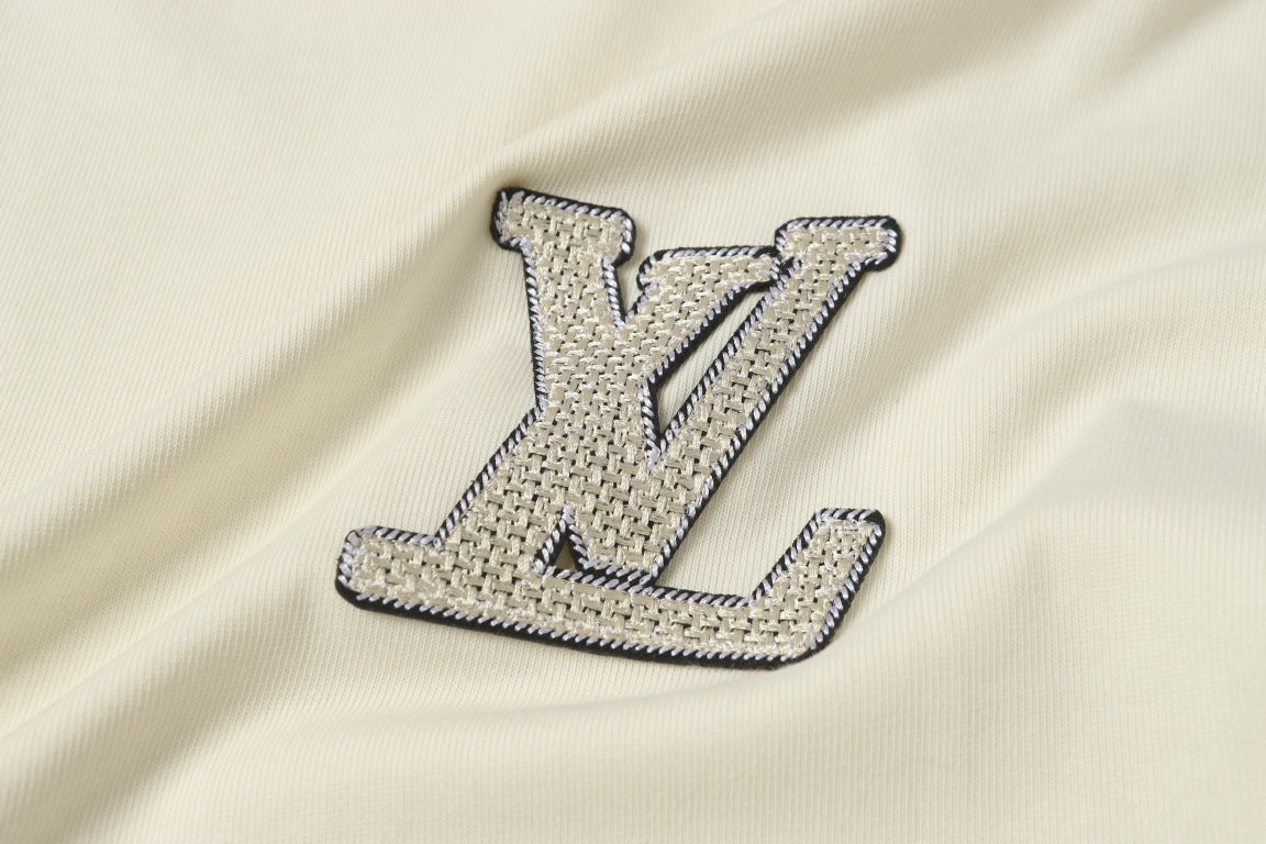 LuxluxHouse Best Quality Clothes T-shirt Louis Vuitton
