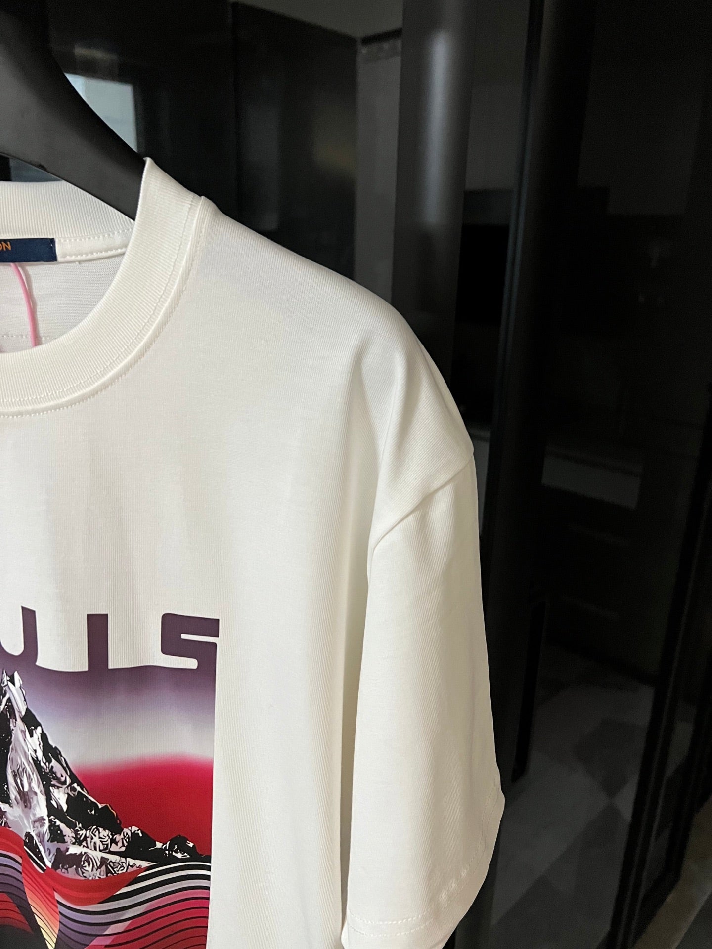 LuxluxHouse Best Quality Clothes T-shirt Louis Vuitton