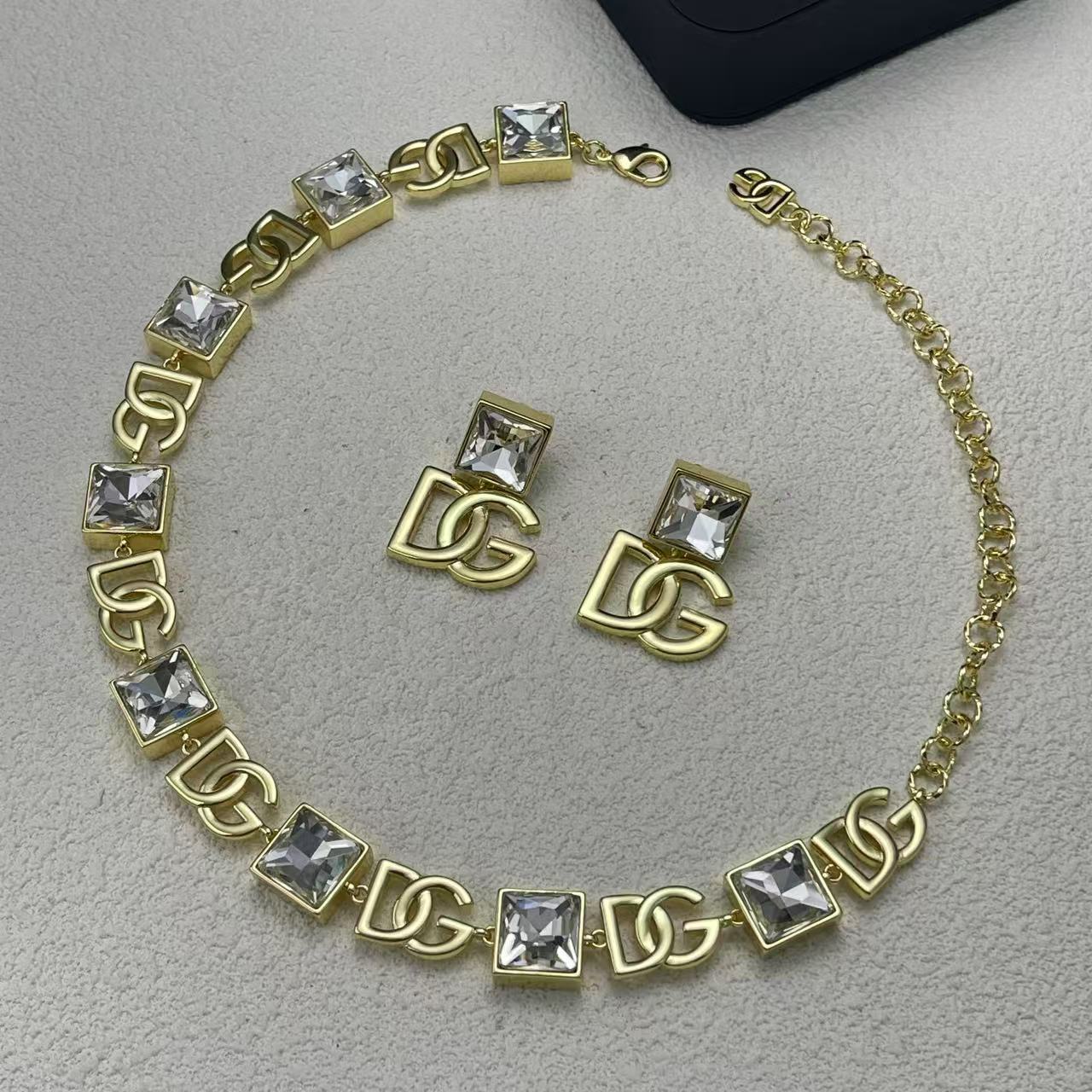 LuxluxHouse Low Price And High Quality Accessories Dolce & Gabbana