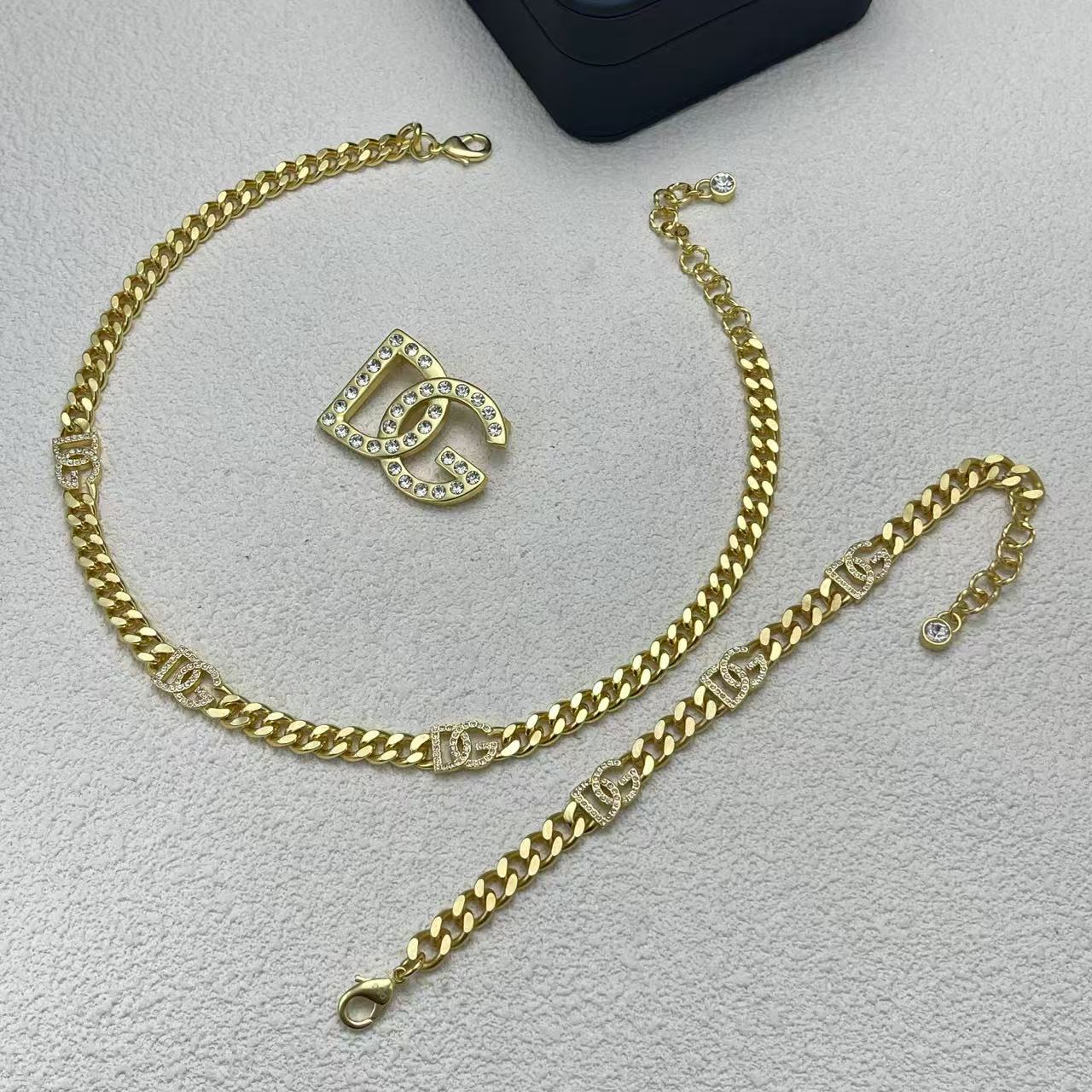 LuxluxHouse Low Price And High Quality Accessories Dolce & Gabbana