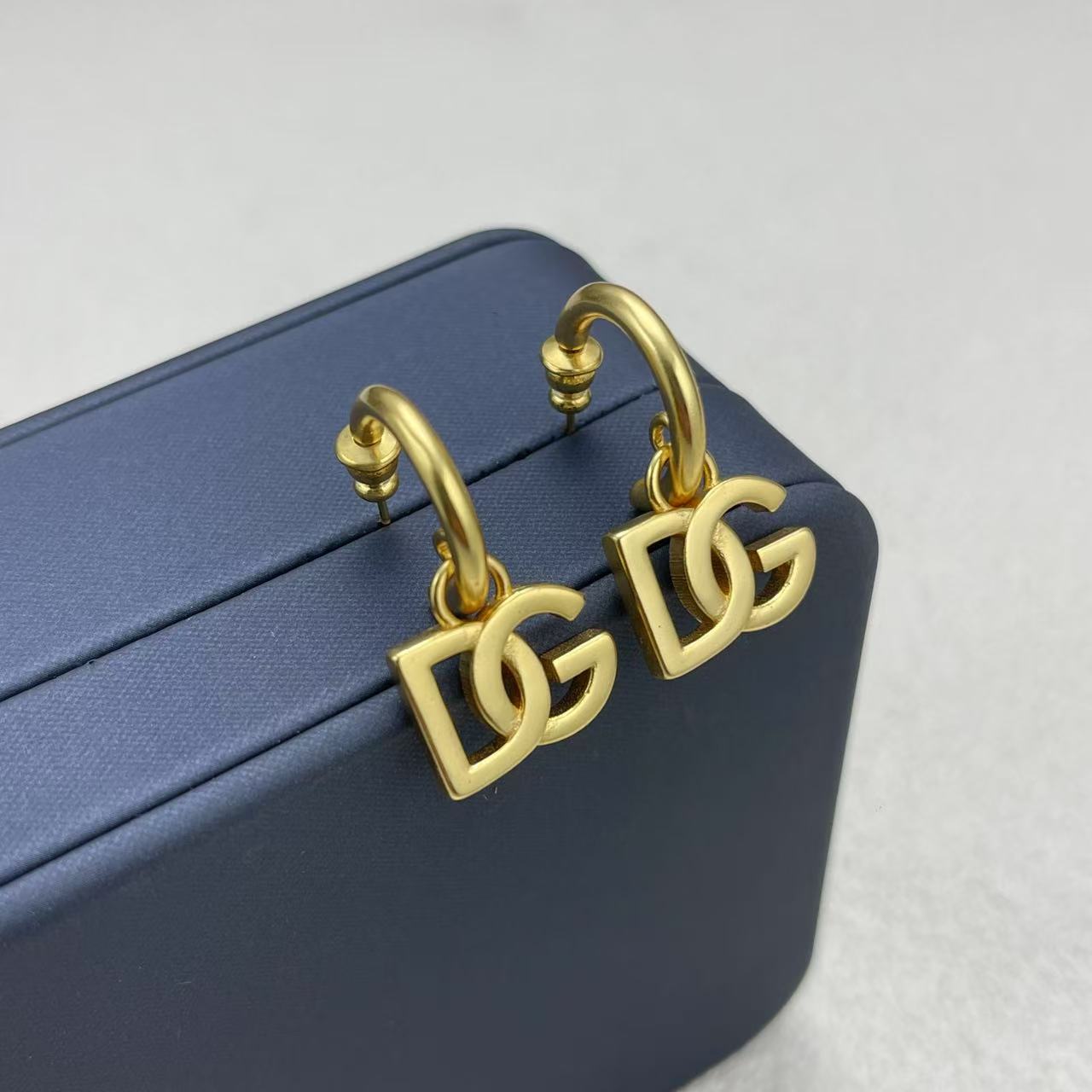 LuxluxHouse Low Price And High Quality Accessories Dolce & Gabbana