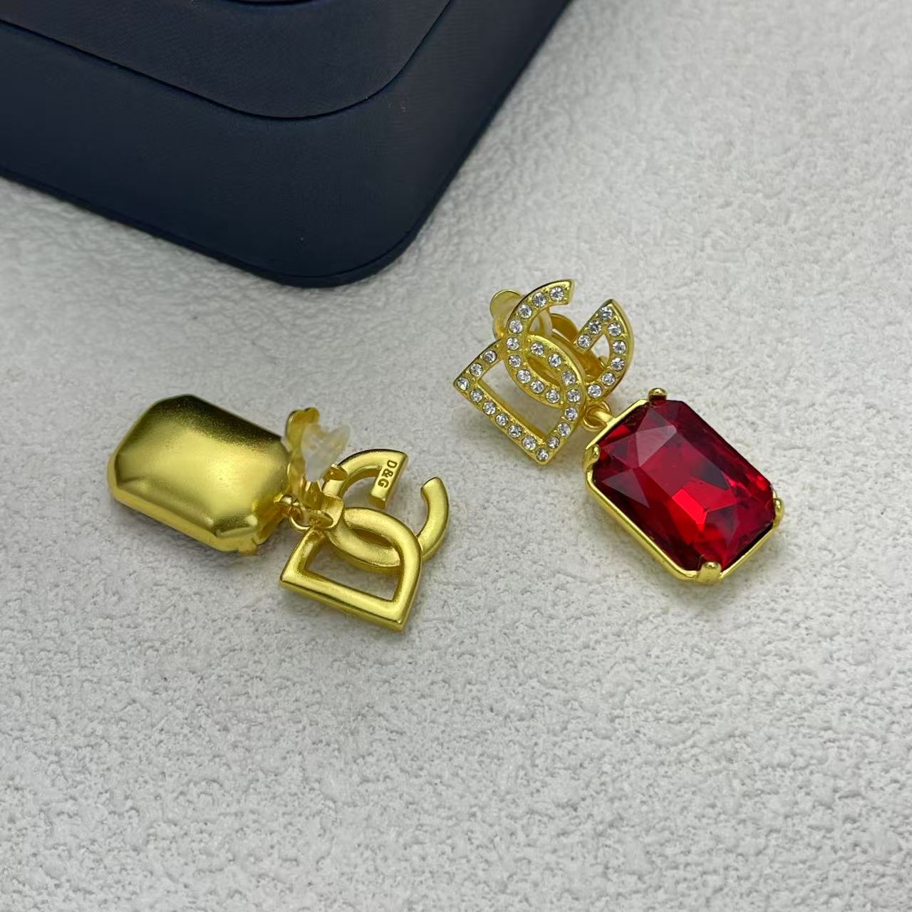 LuxluxHouse Low Price And High Quality Accessories Dolce & Gabbana