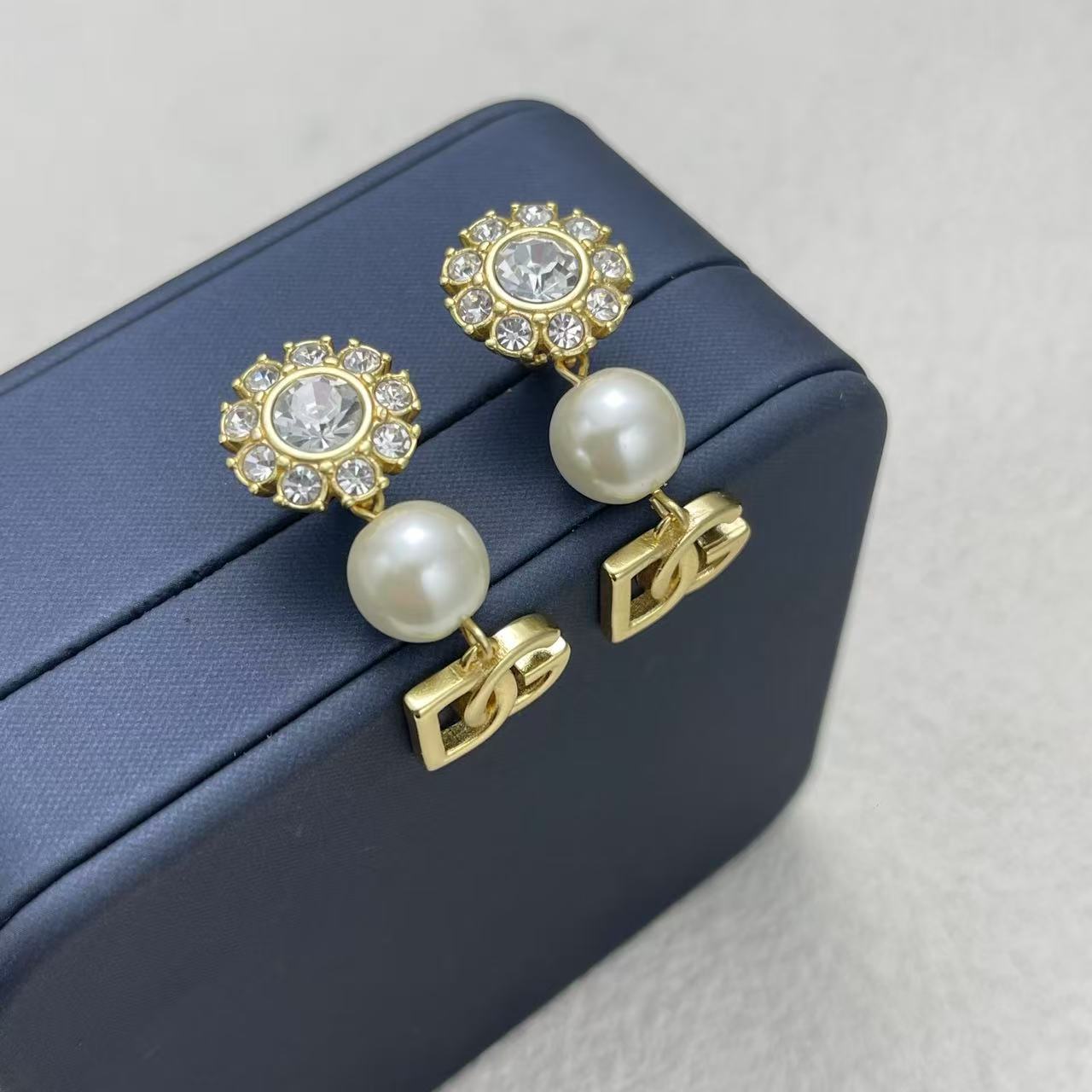 LuxluxHouse Low Price And High Quality Accessories Dolce & Gabbana