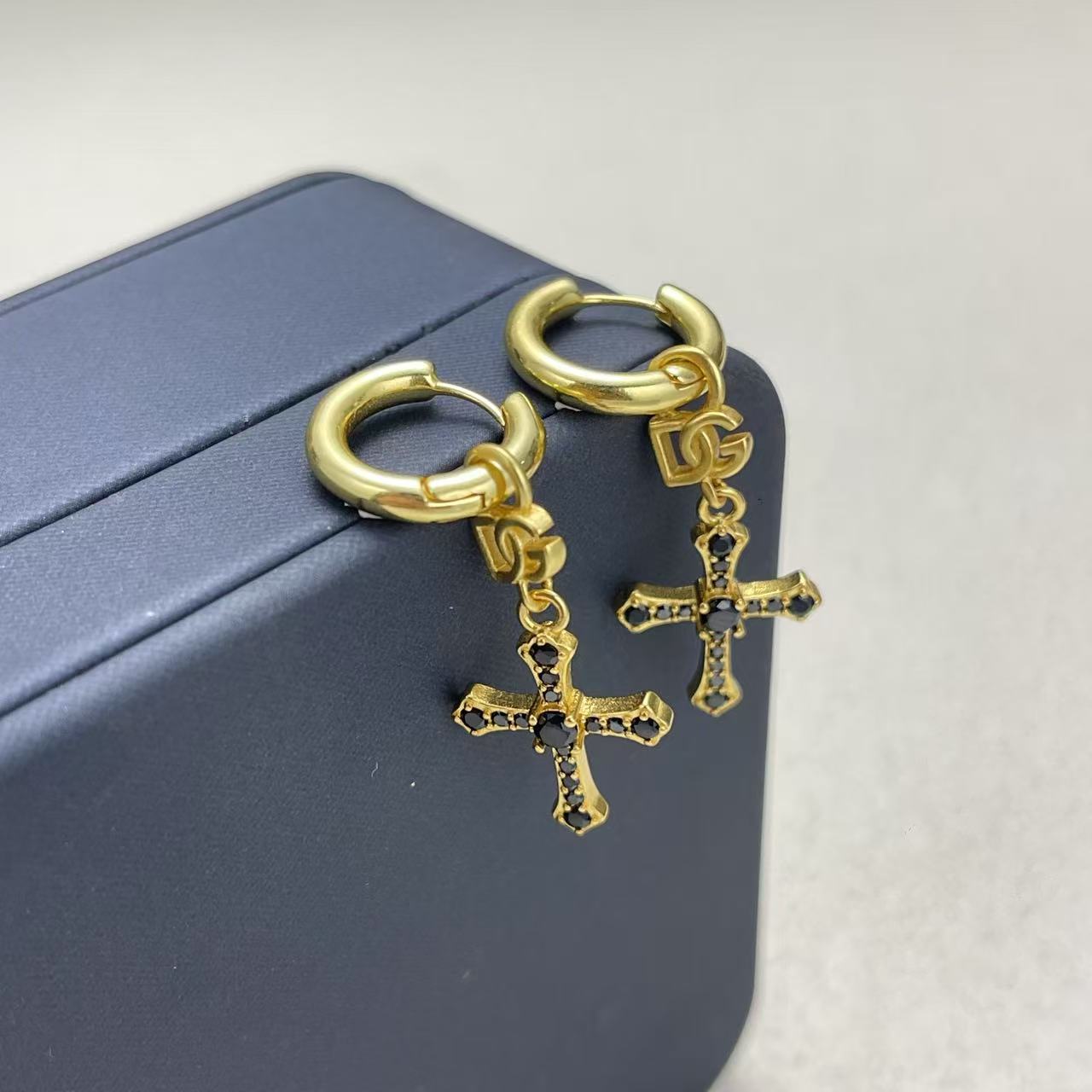 LuxluxHouse Low Price And High Quality Accessories Dolce & Gabbana