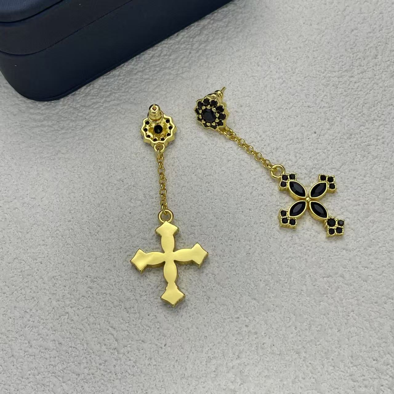 LuxluxHouse Low Price And High Quality Accessories Dolce & Gabbana