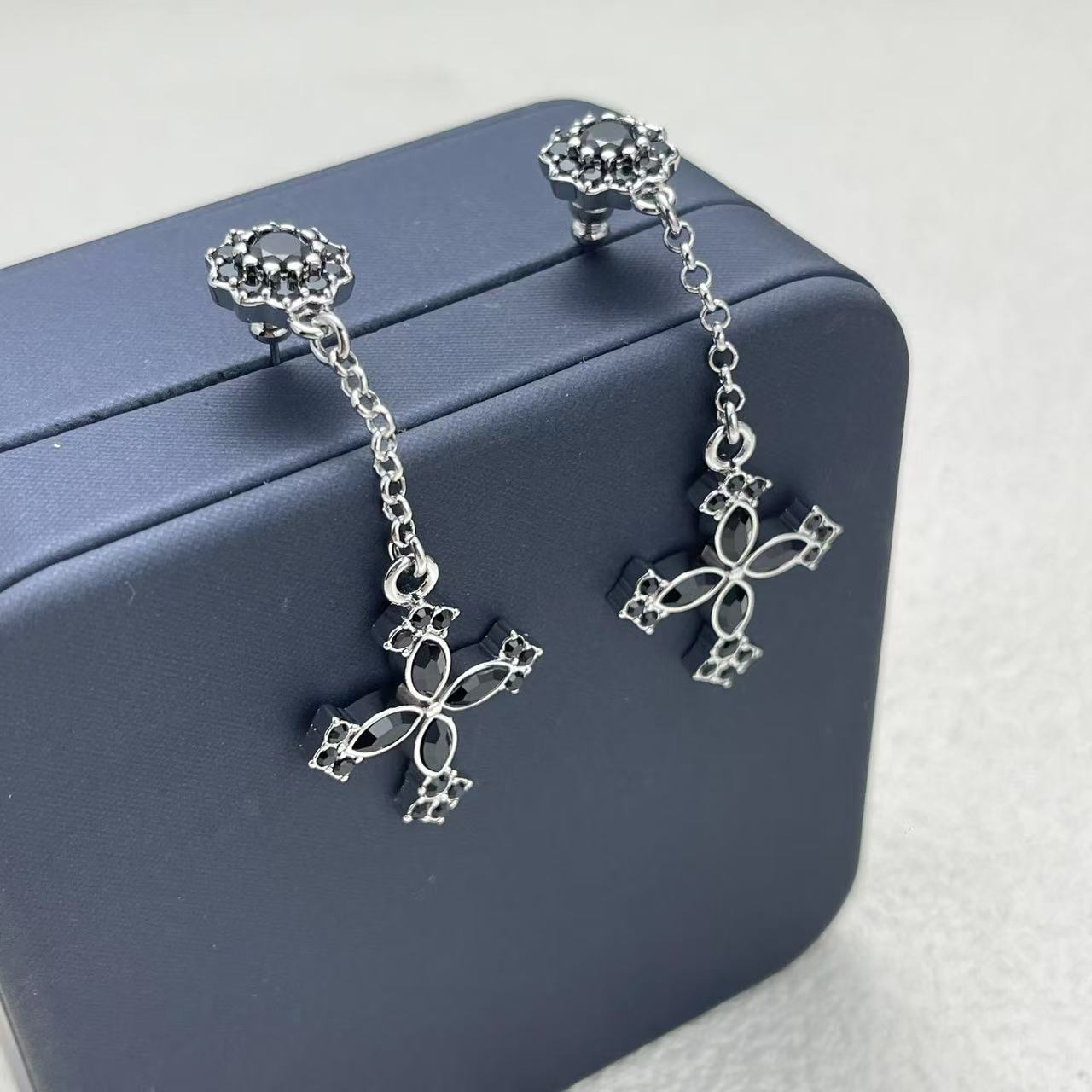 LuxluxHouse Low Price And High Quality Accessories Dolce & Gabbana