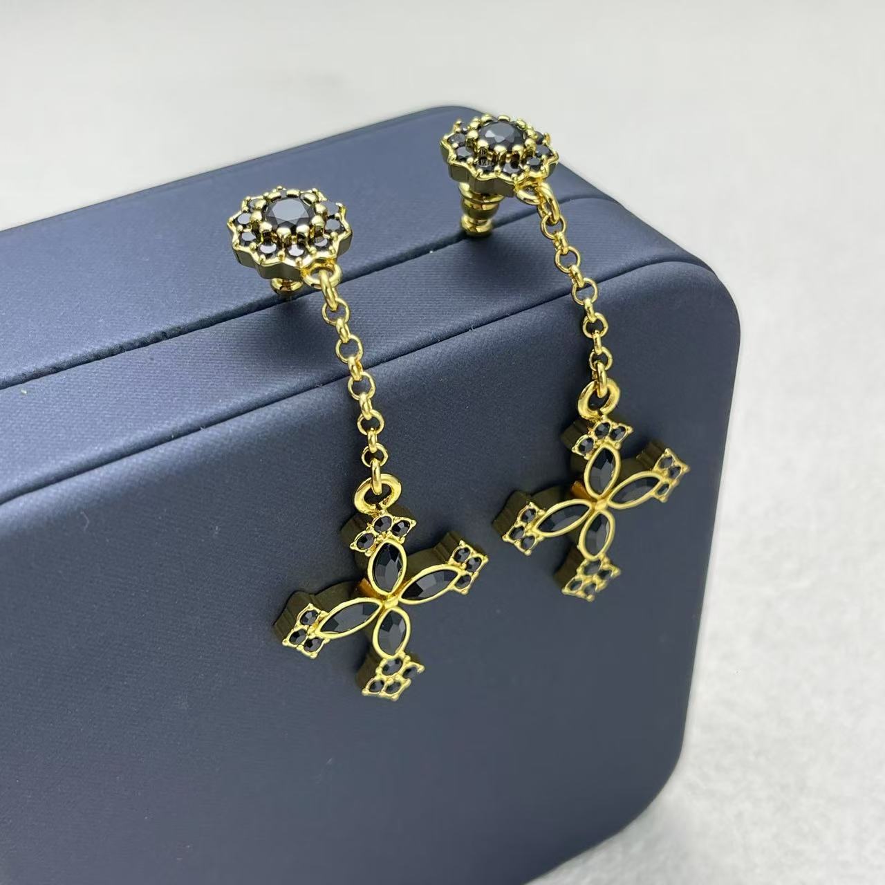 LuxluxHouse Low Price And High Quality Accessories Dolce & Gabbana