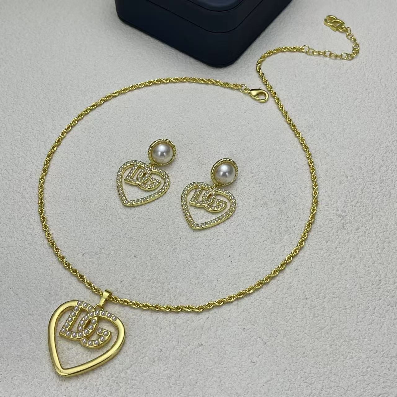 LuxluxHouse Low Price And High Quality Accessories Dolce & Gabbana