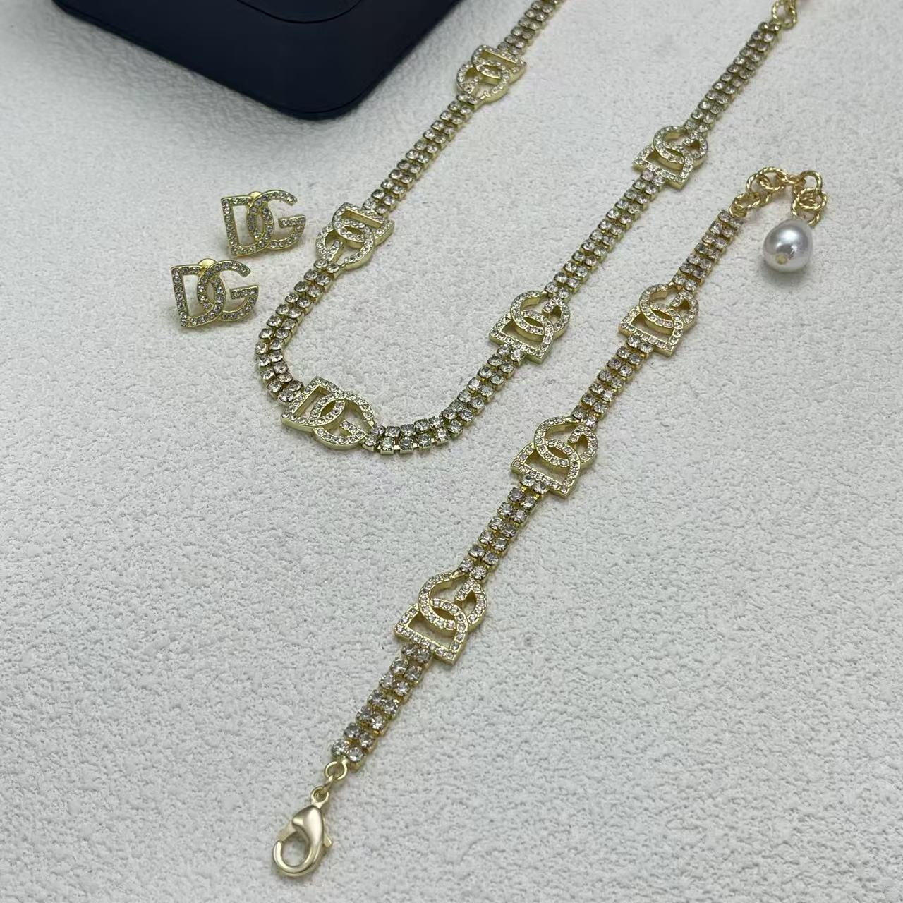 LuxluxHouse Low Price And High Quality Accessories Dolce & Gabbana