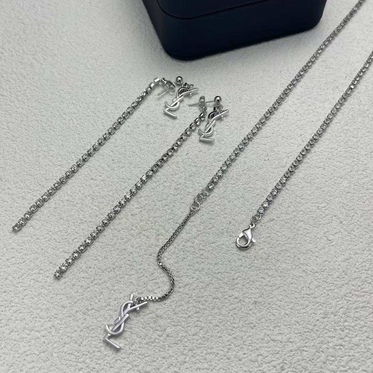 LuxluxHouse Low Price And High Quality Accessories YSL