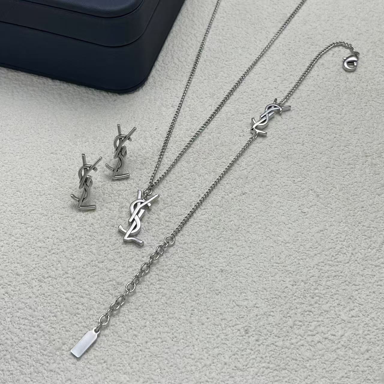 LuxluxHouse Low Price And High Quality Accessories YSL