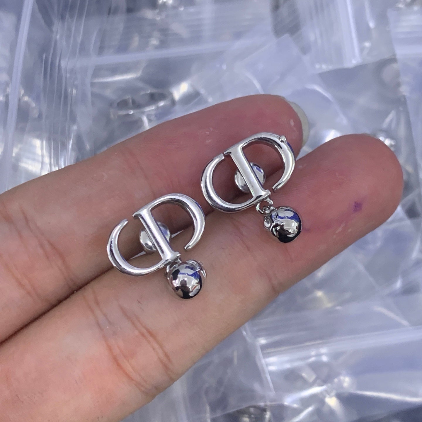 LuxluxHouse Low Price And High Quality Accessories Dior