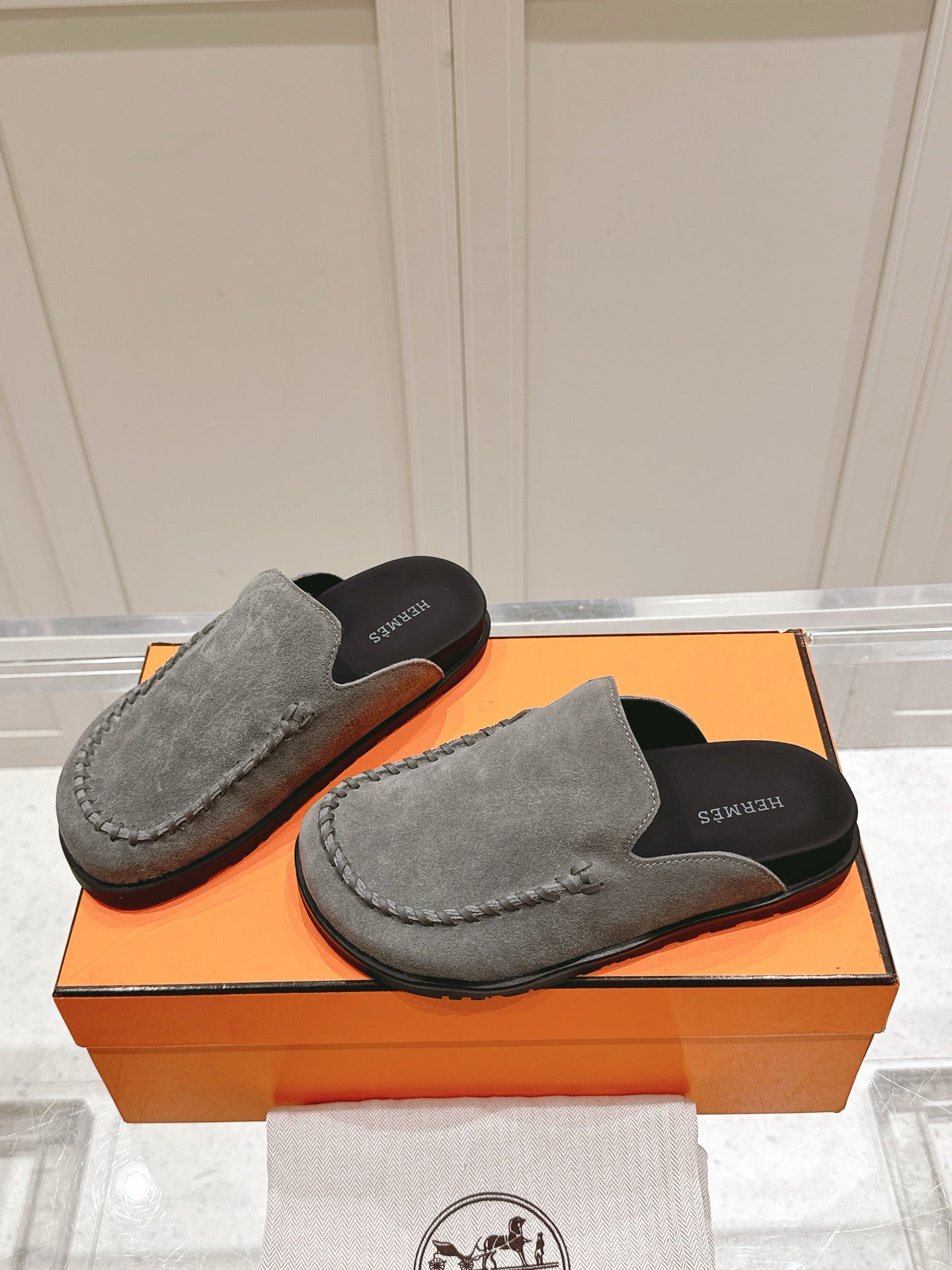 LuxluxHouse Best Quality Women Shoes Hermes