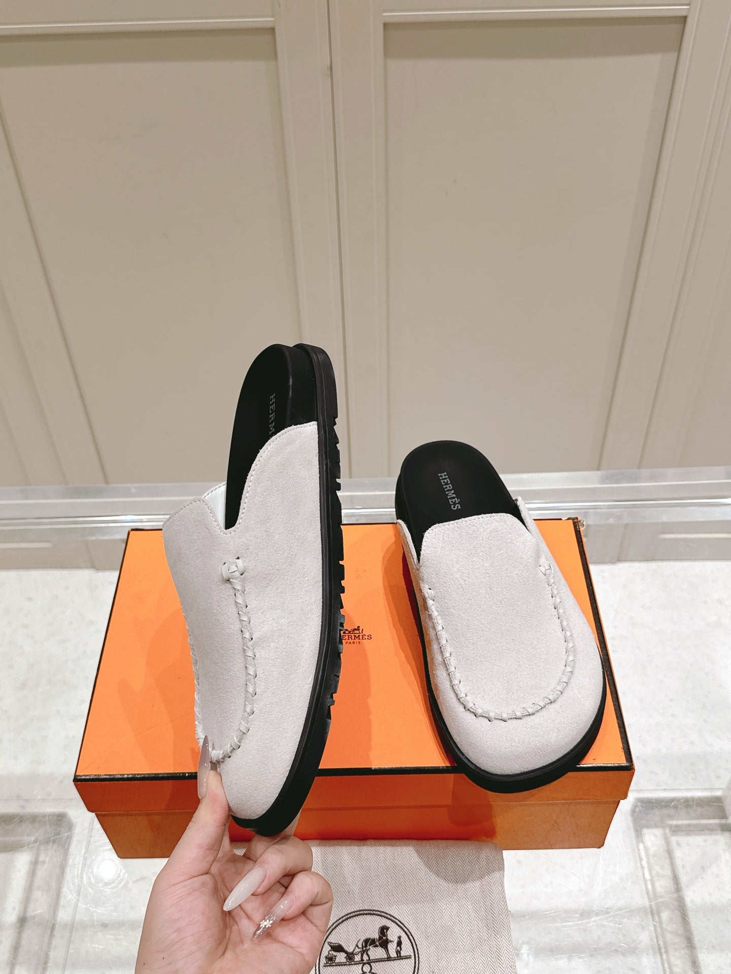 LuxluxHouse Best Quality Women Shoes Hermes