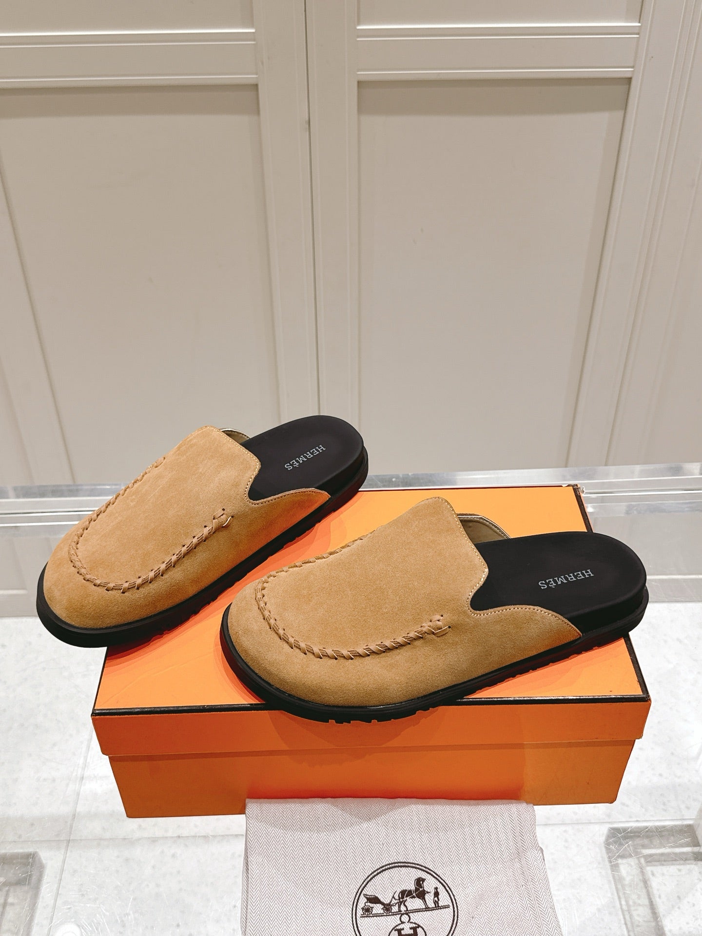 LuxluxHouse Best Quality Women Shoes Hermes