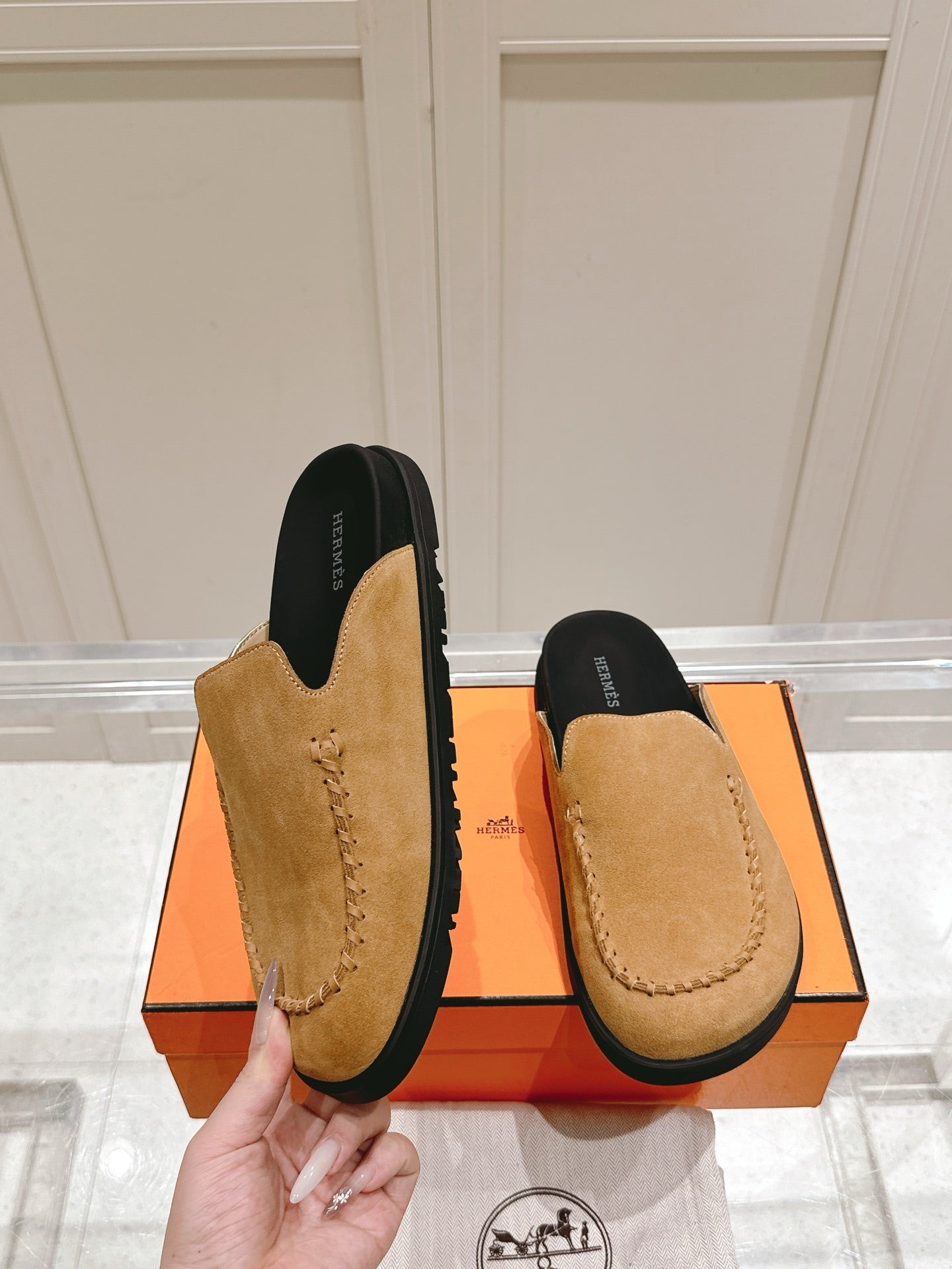 LuxluxHouse Best Quality Women Shoes Hermes