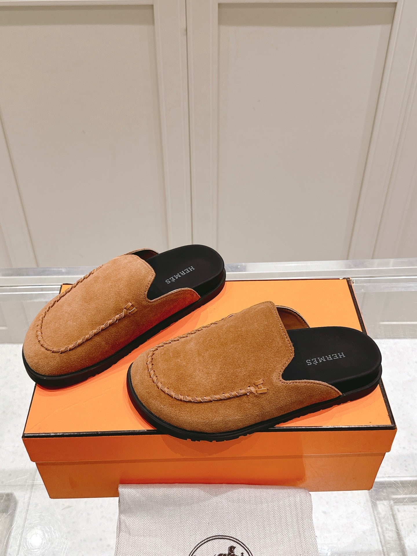 LuxluxHouse Best Quality Women Shoes Hermes