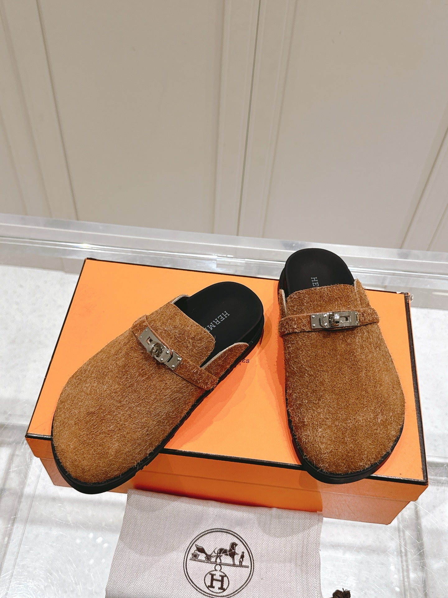 LuxluxHouse Best Quality Women Shoes Hermes