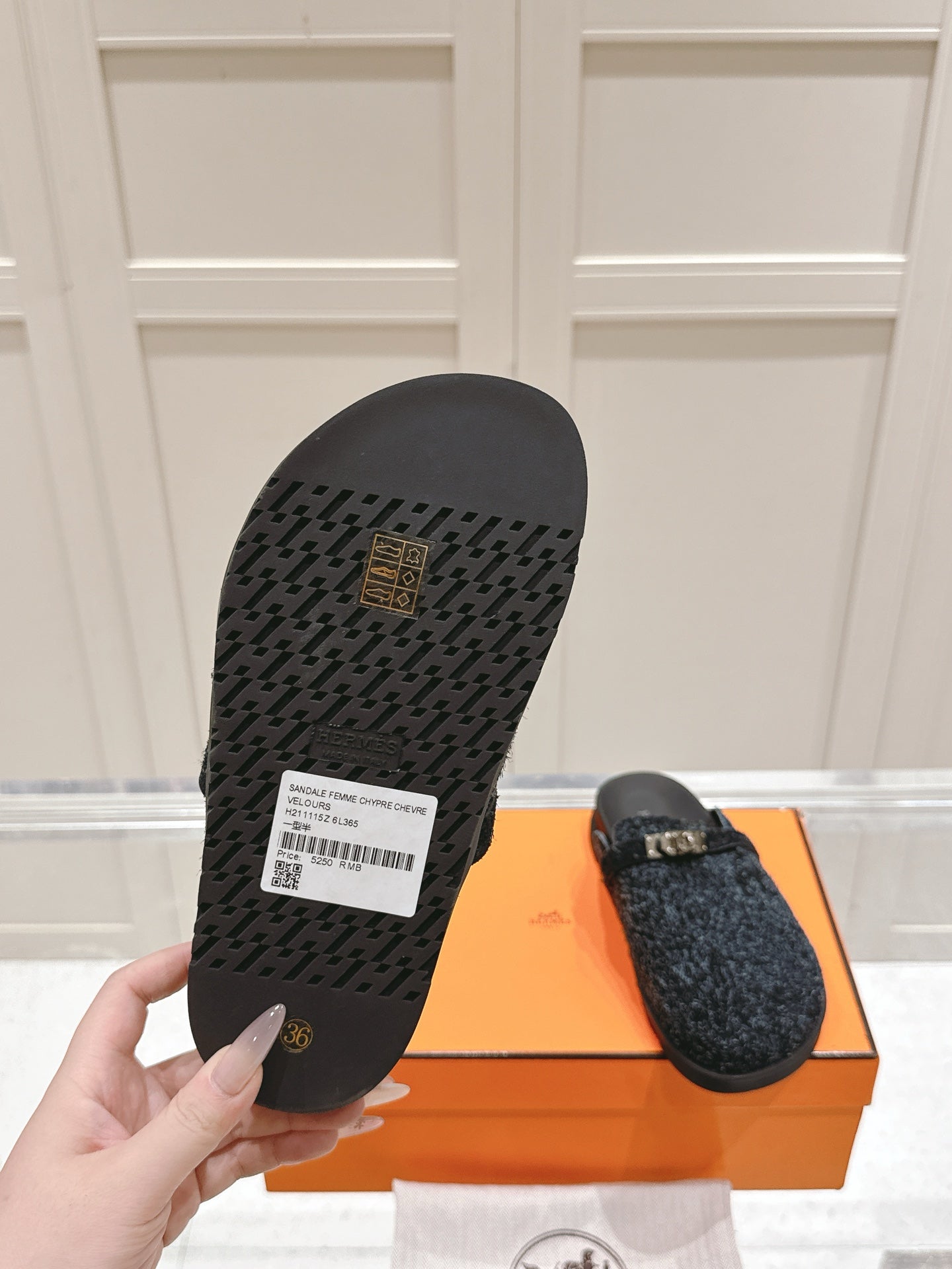 LuxluxHouse Best Quality Women Shoes Hermes