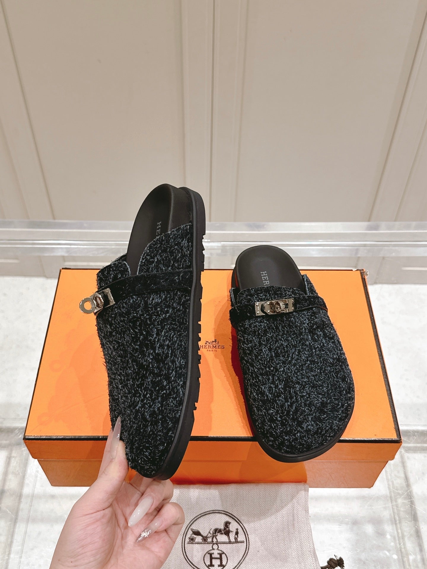 LuxluxHouse Best Quality Women Shoes Hermes