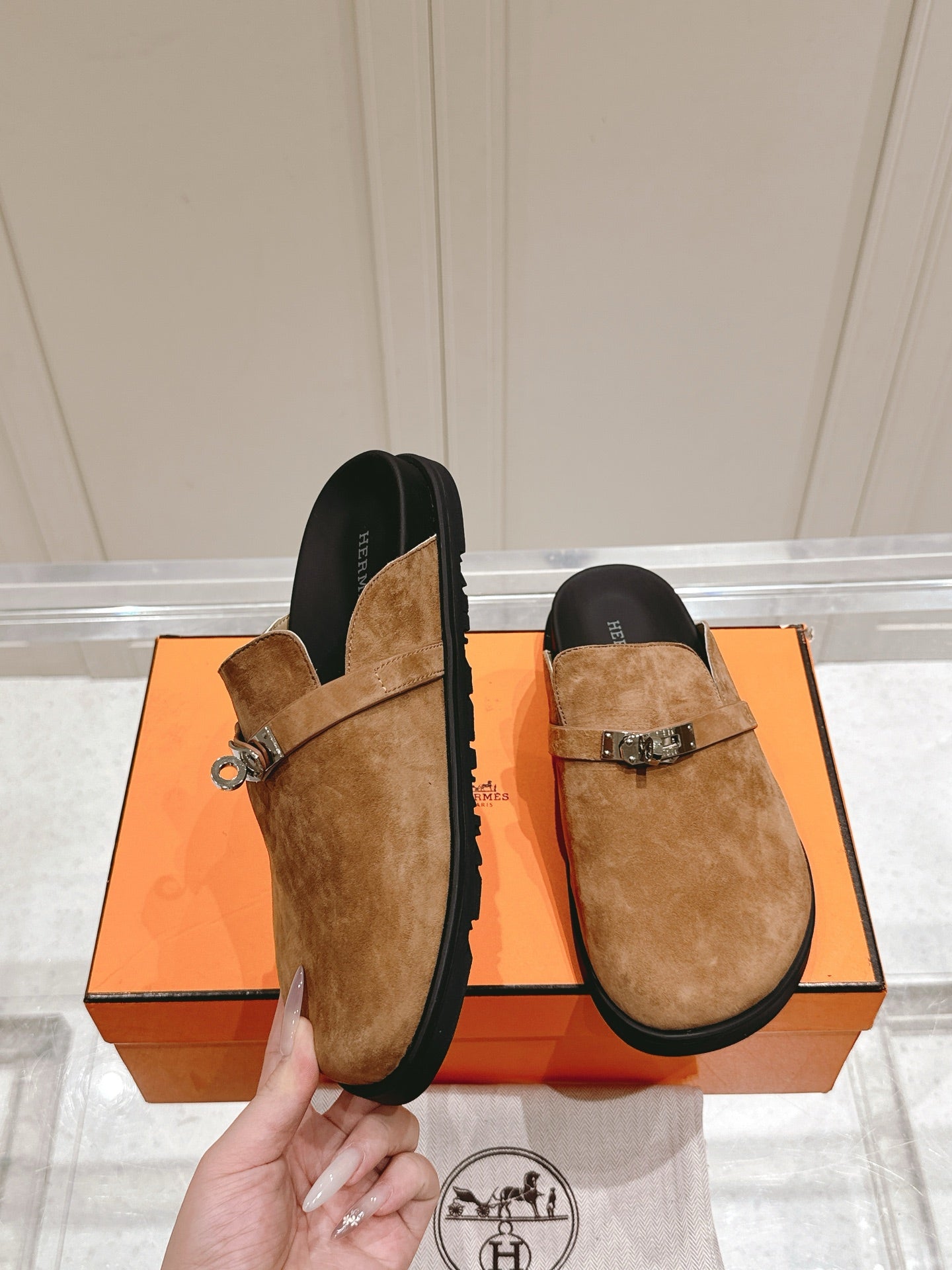 LuxluxHouse Best Quality Women Shoes Hermes