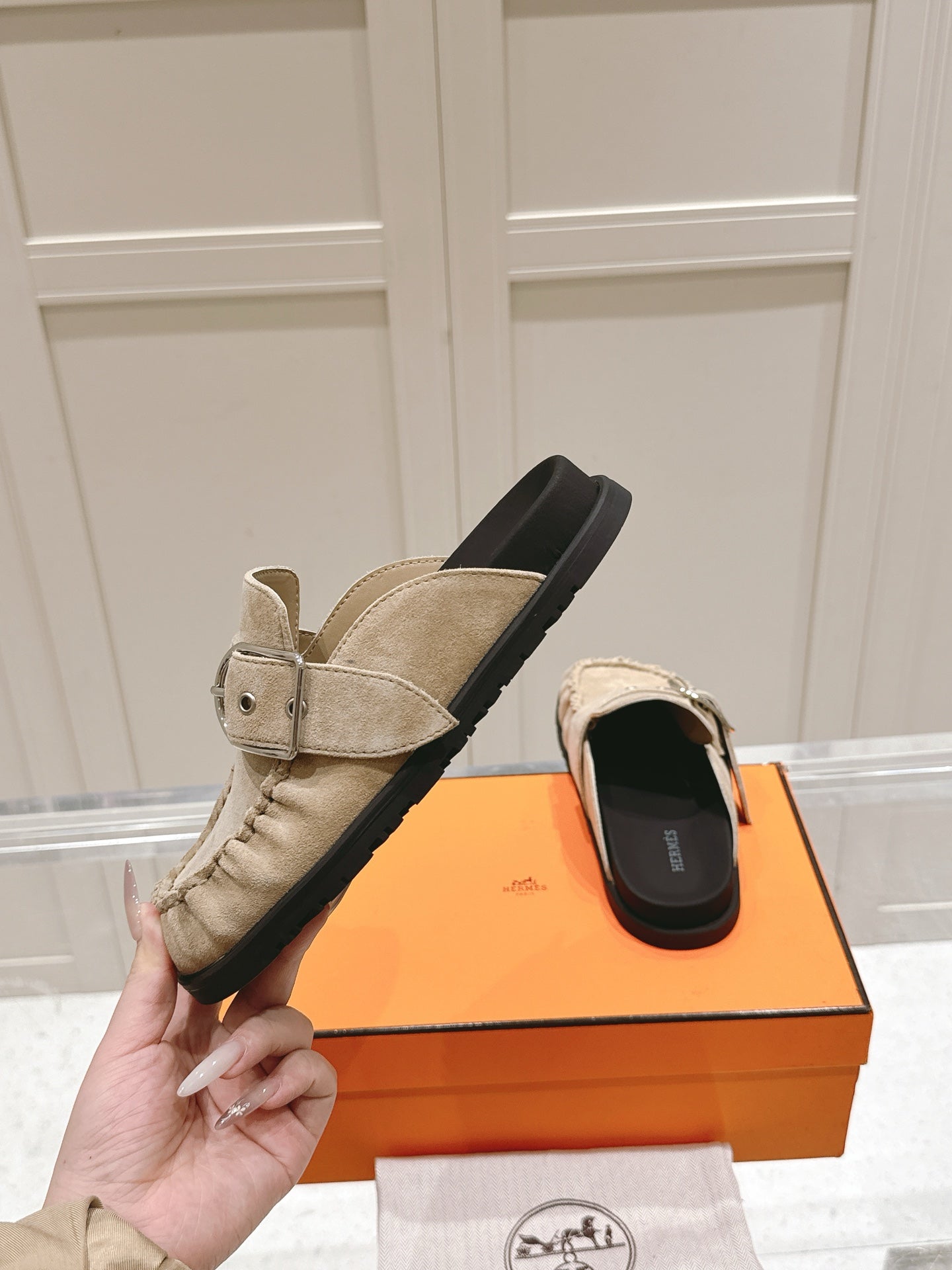 LuxluxHouse Best Quality Women Shoes Hermes