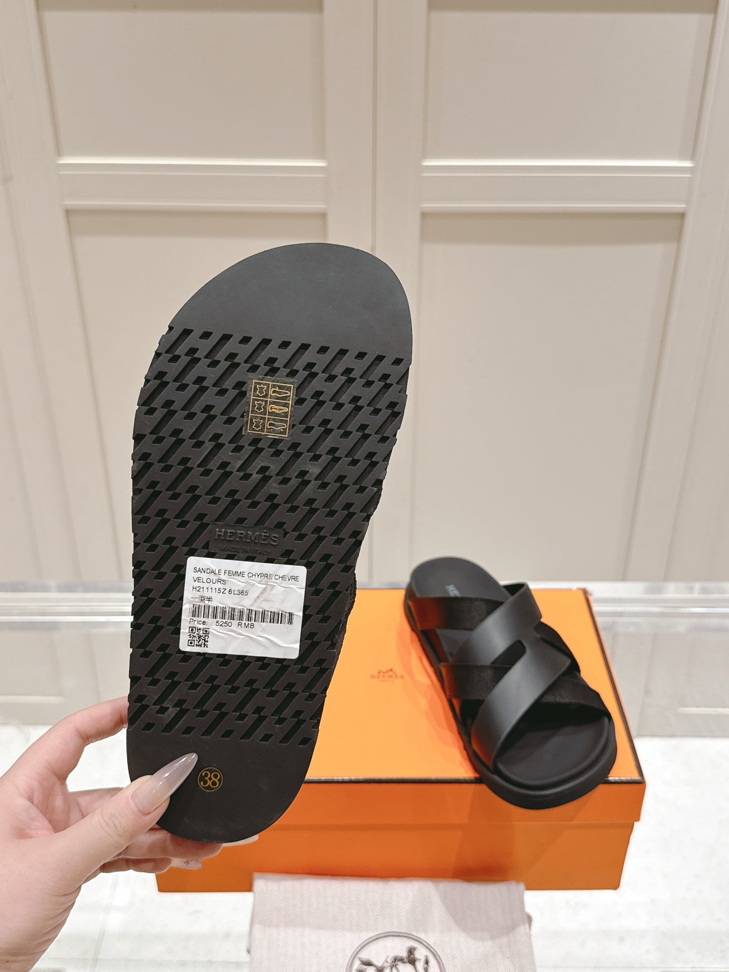 LuxluxHouse Best Quality Women Shoes Hermes