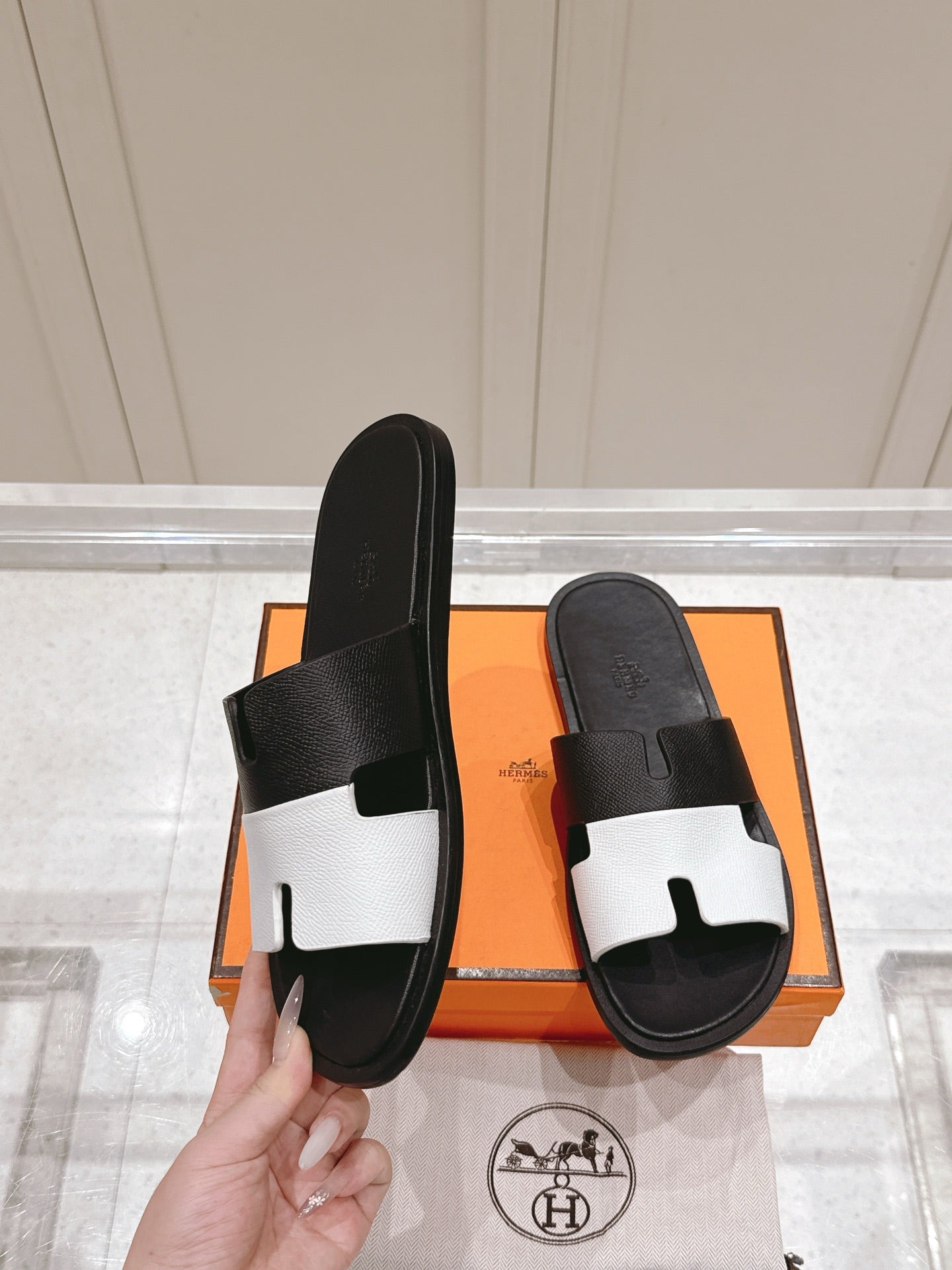 LuxluxHouse Best Quality Women Shoes Hermes