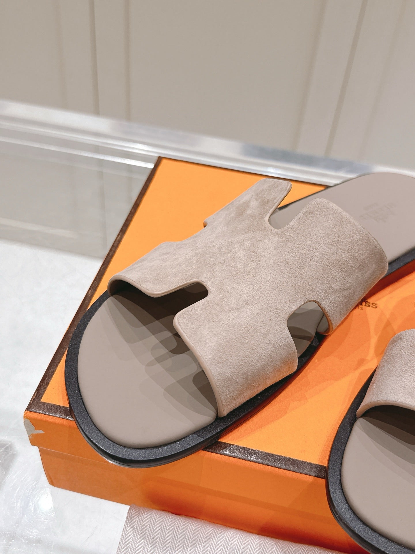 LuxluxHouse Best Quality Women Shoes Hermes