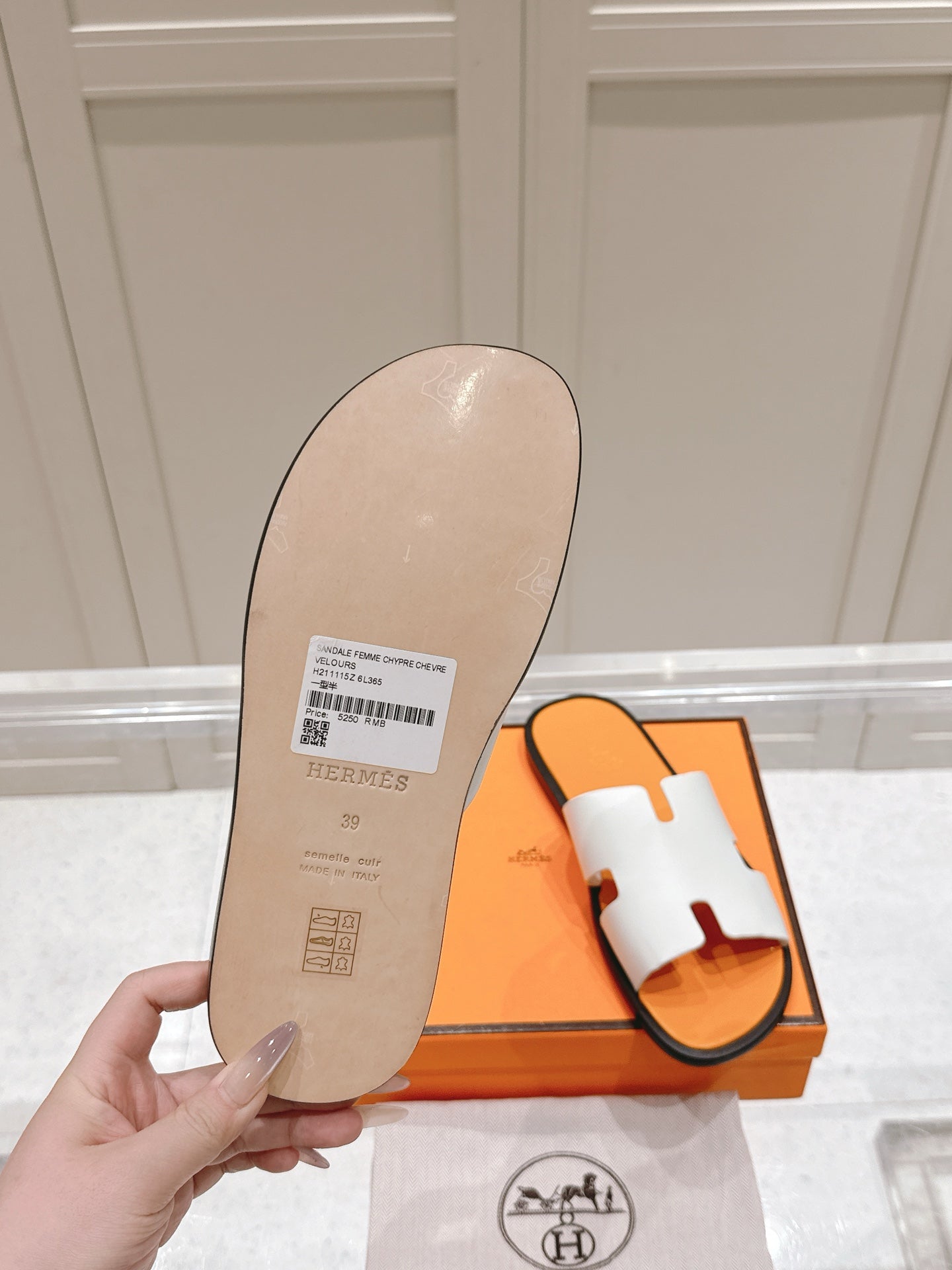 LuxluxHouse Best Quality Women Shoes Hermes