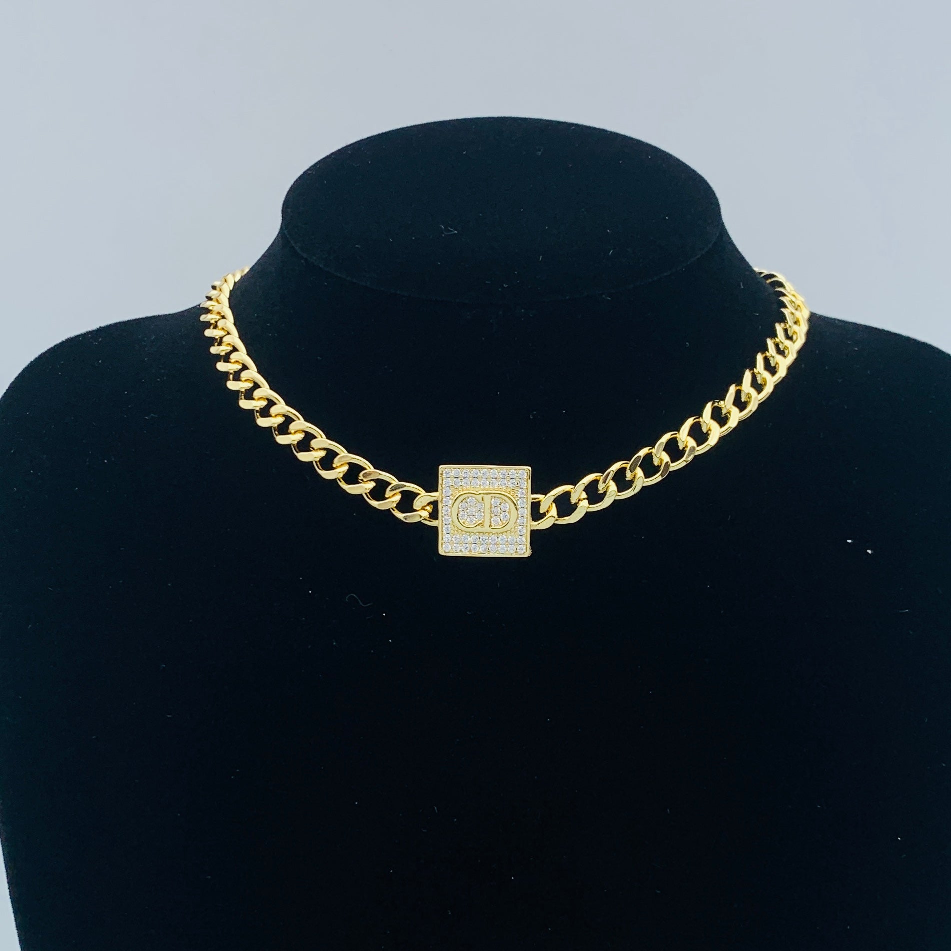 LuxluxHouse Low Price And High Quality Accessories Dior