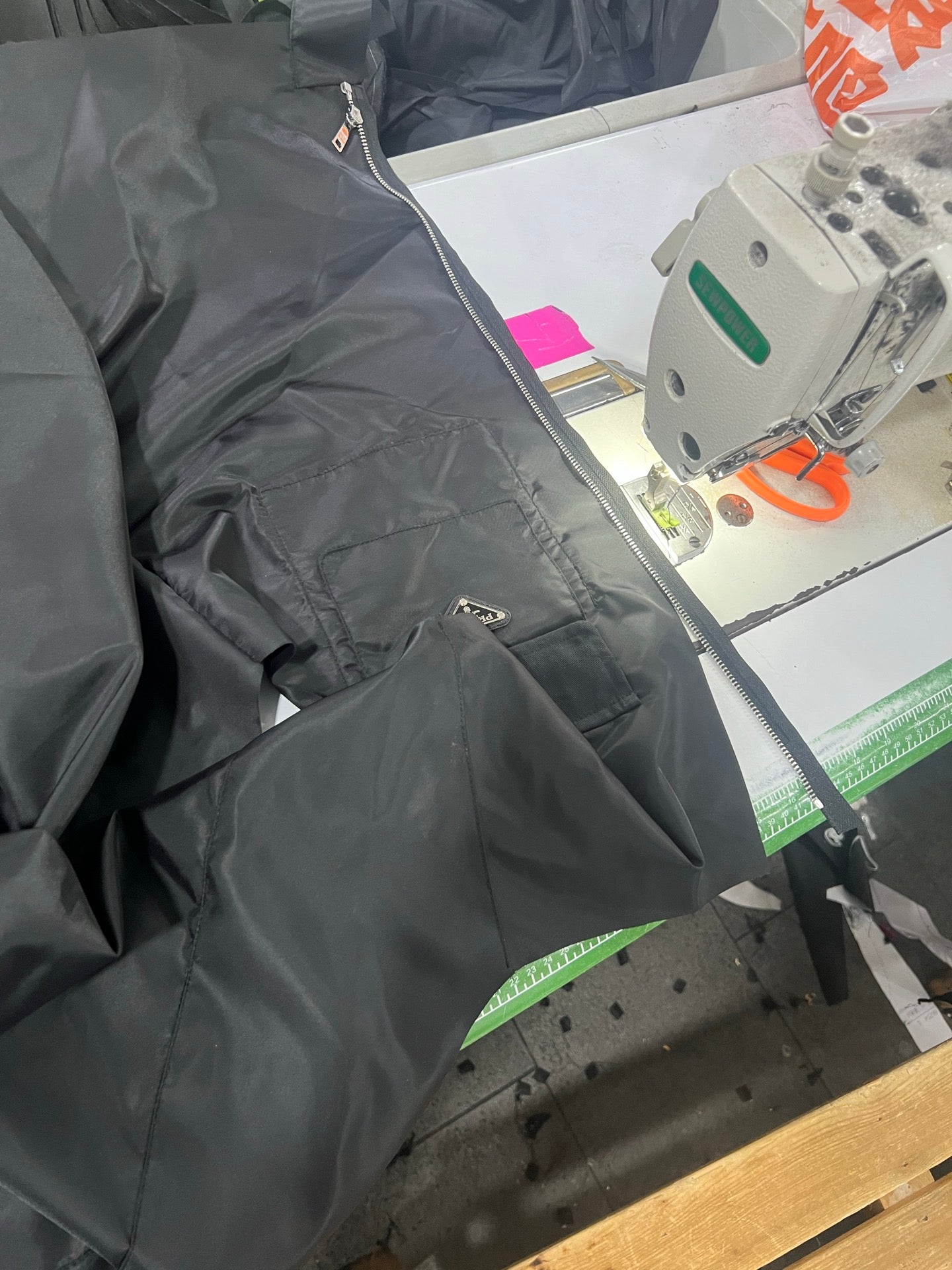 LuxluxHouse Best Quality Clothes Coats & Jackets Prada