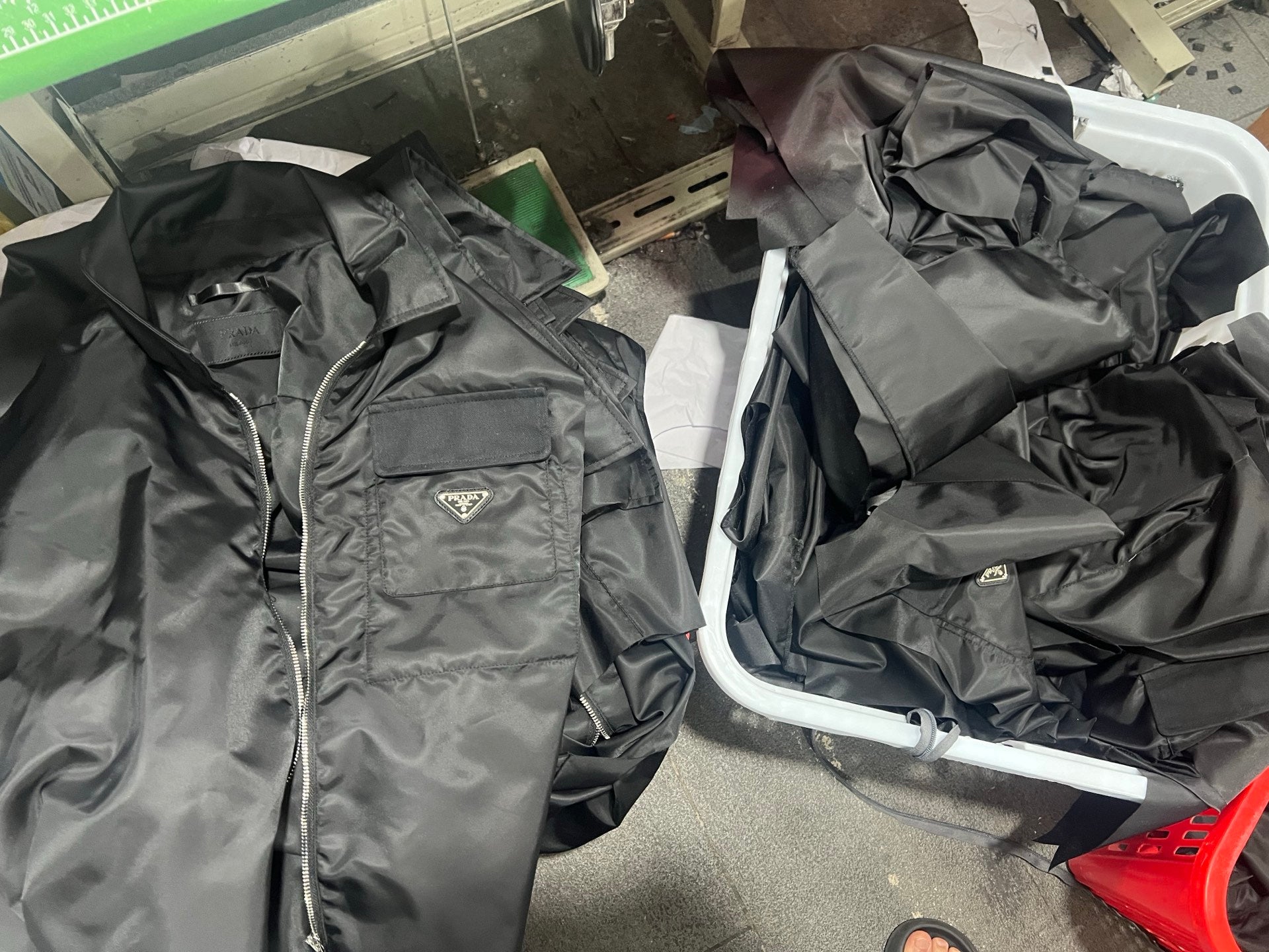 LuxluxHouse Best Quality Clothes Coats & Jackets Prada