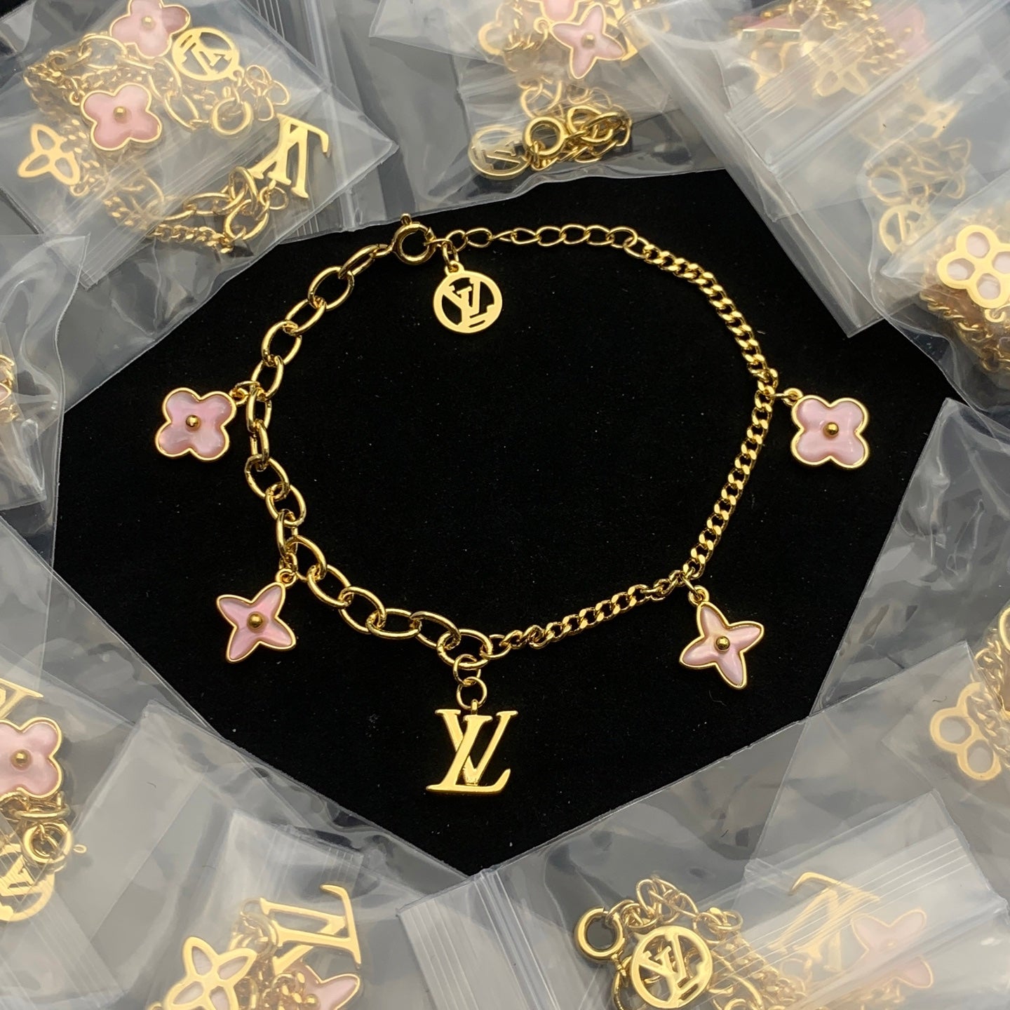 LuxluxHouse Low Price And High Quality Accessories Louis Vuitton