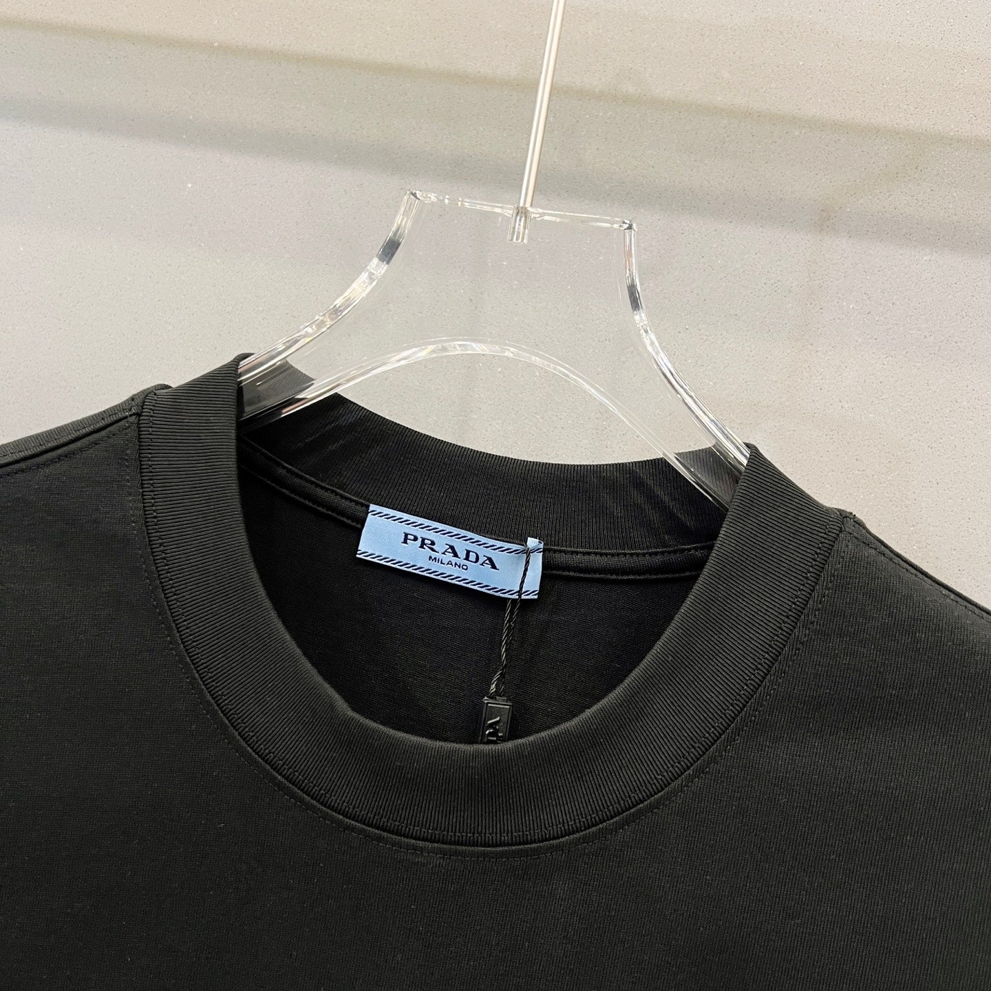 LuxluxHouse Best Quality Clothes T-shirt Prada