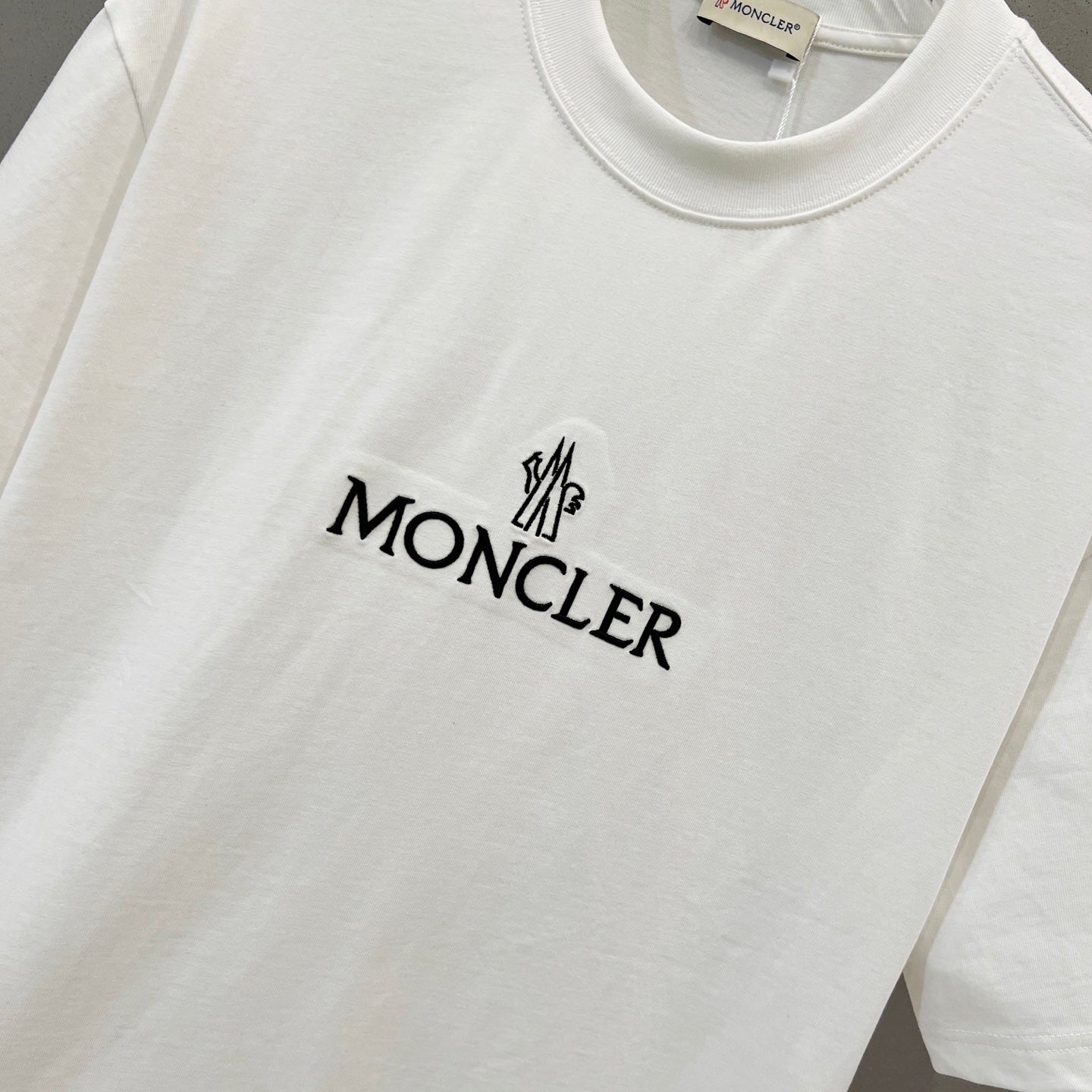 LuxluxHouse Best Quality Clothes T-shirt Moncler