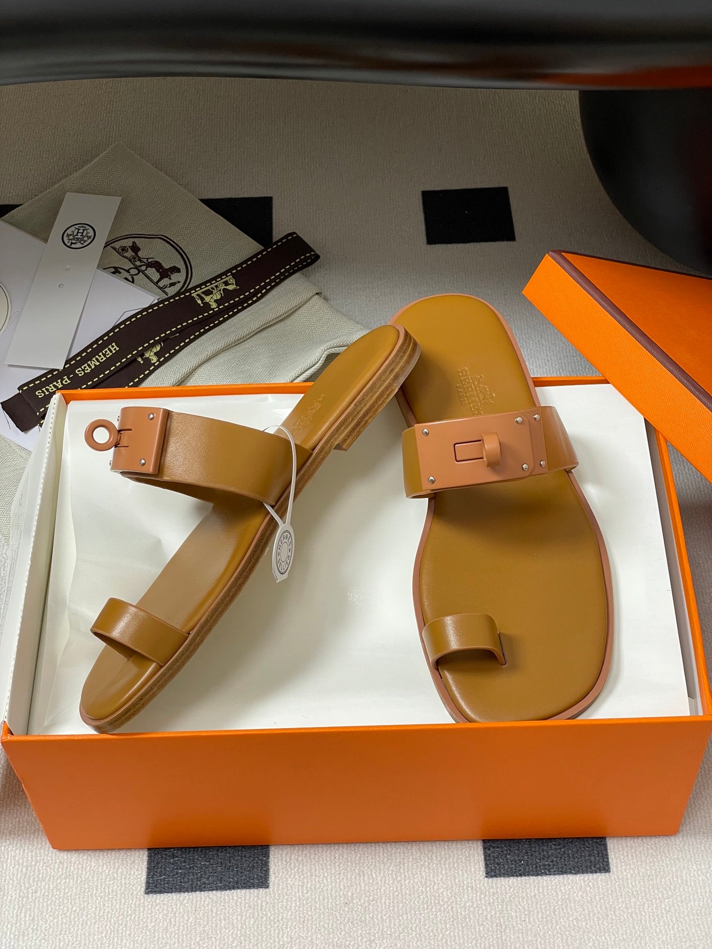 LuxluxHouse Best Quality Women Shoes Hermes