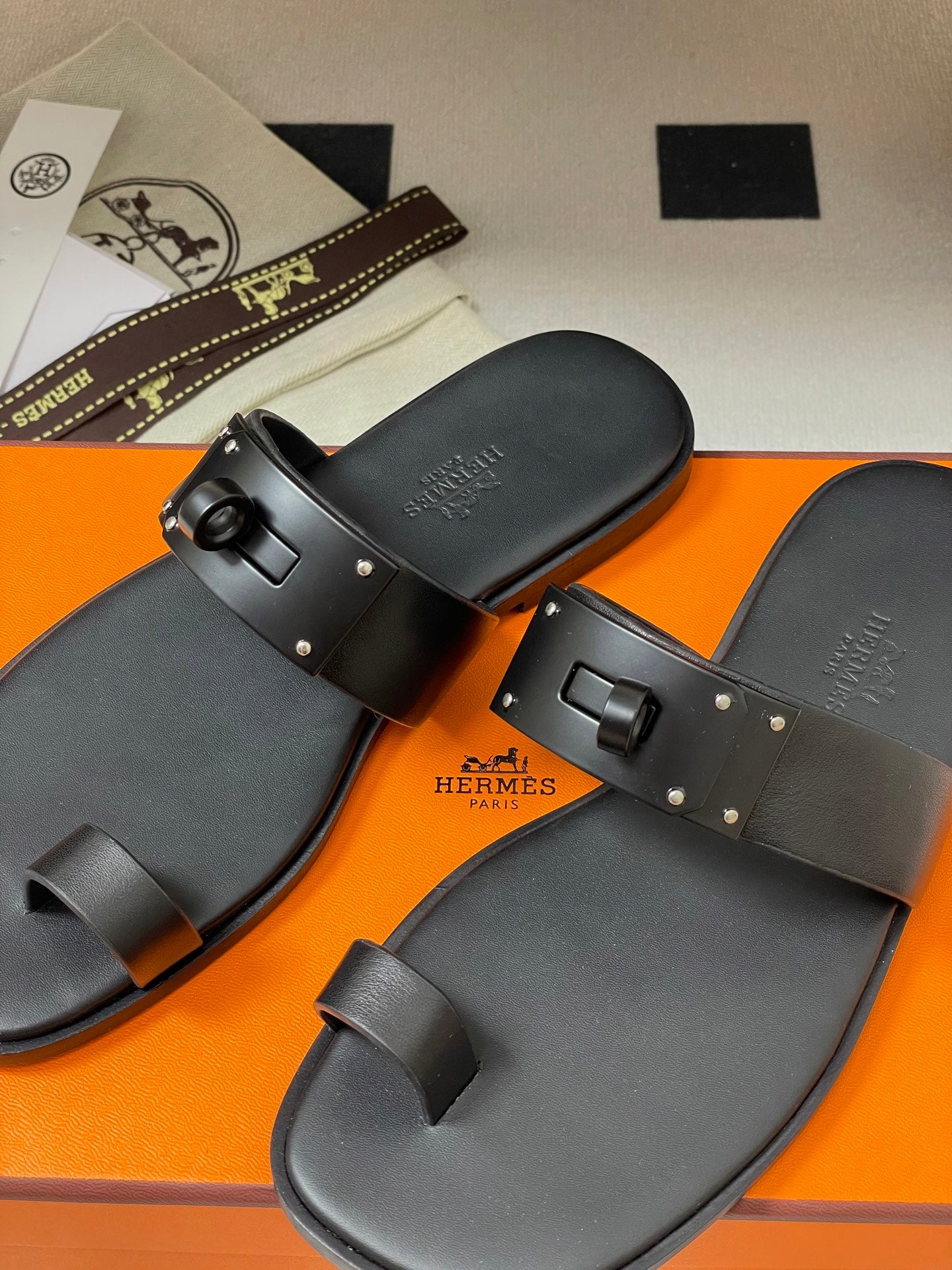 LuxluxHouse Best Quality Women Shoes Hermes