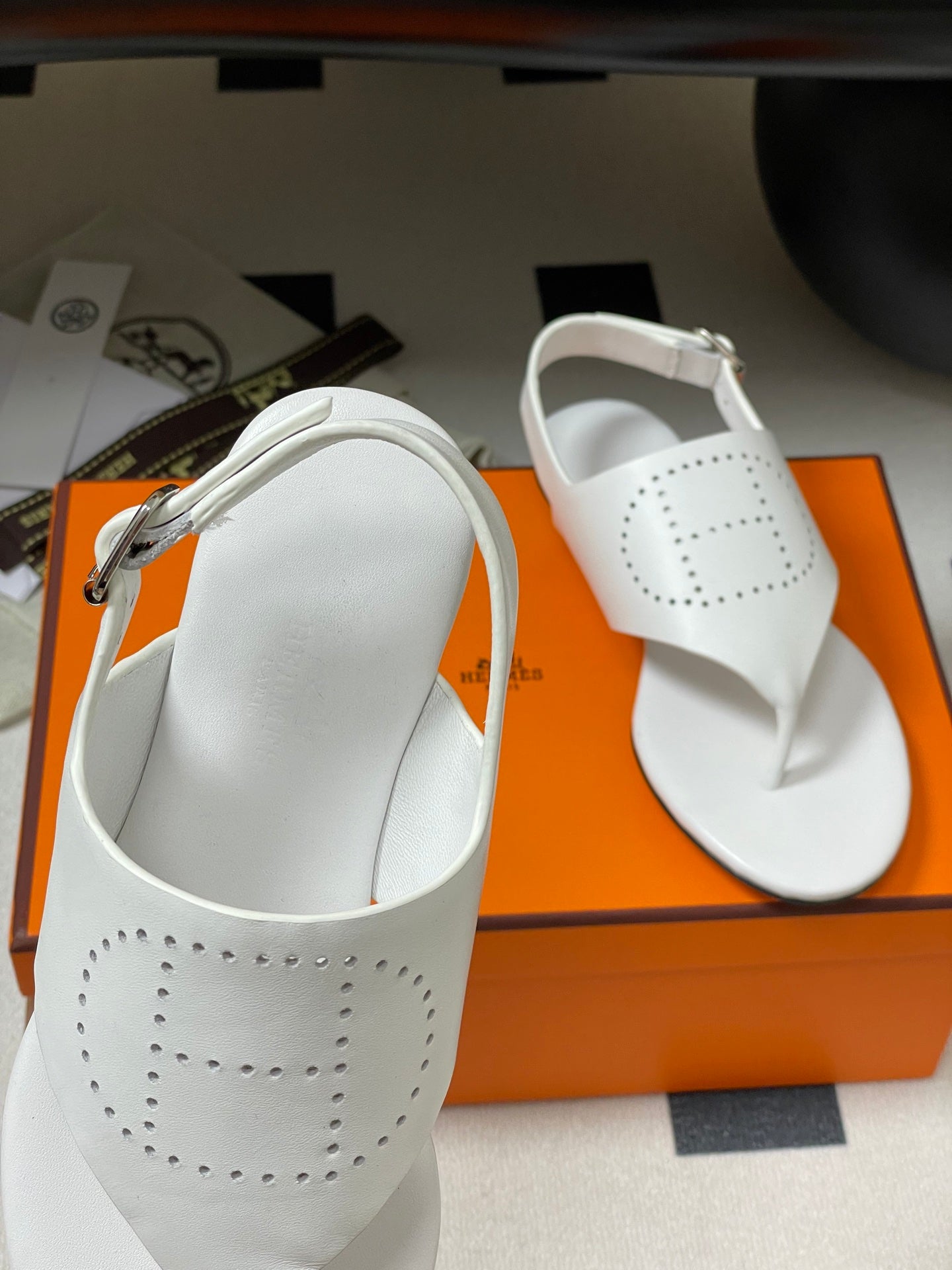 LuxluxHouse Best Quality Women Shoes Hermes