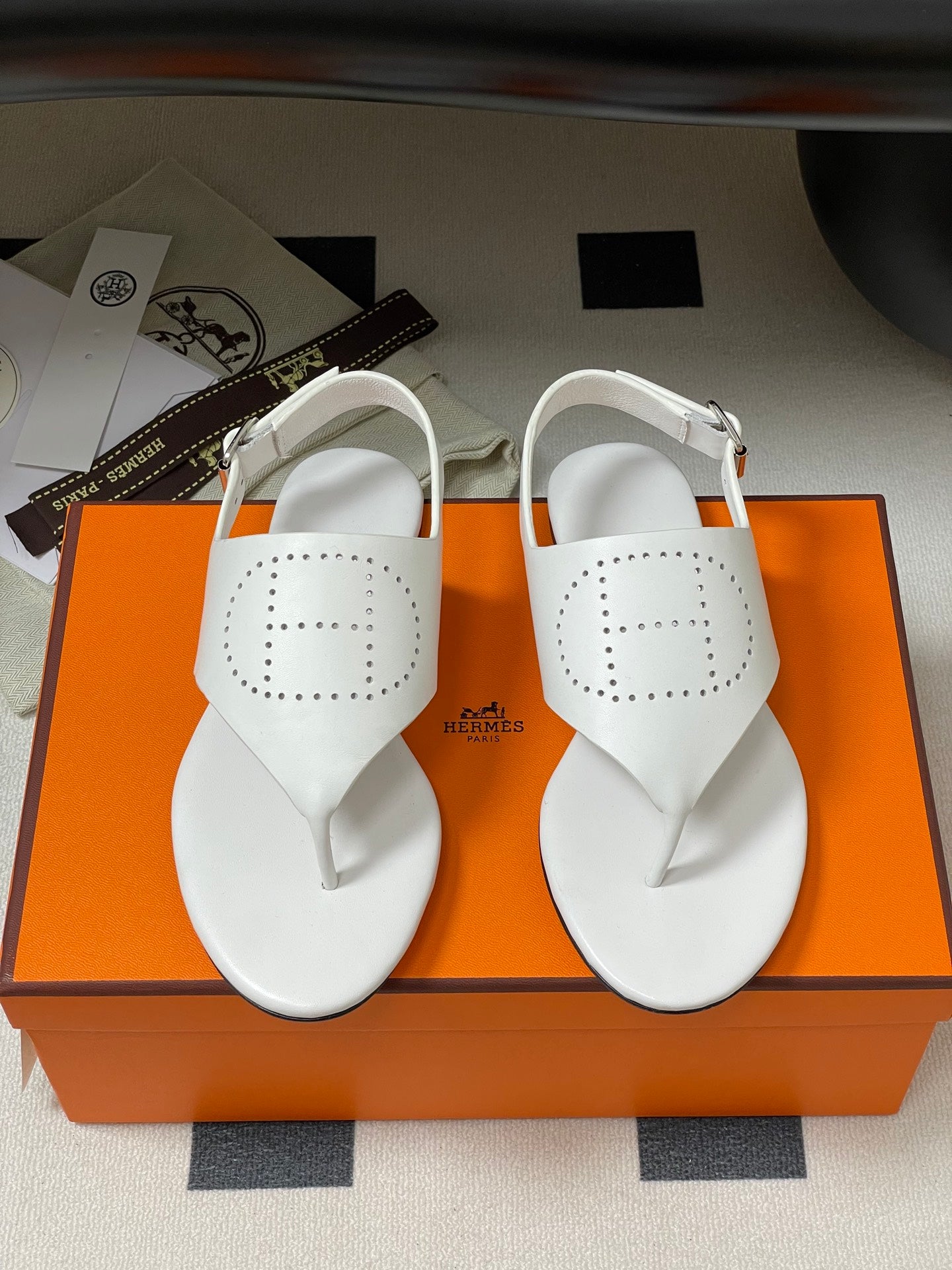 LuxluxHouse Best Quality Women Shoes Hermes