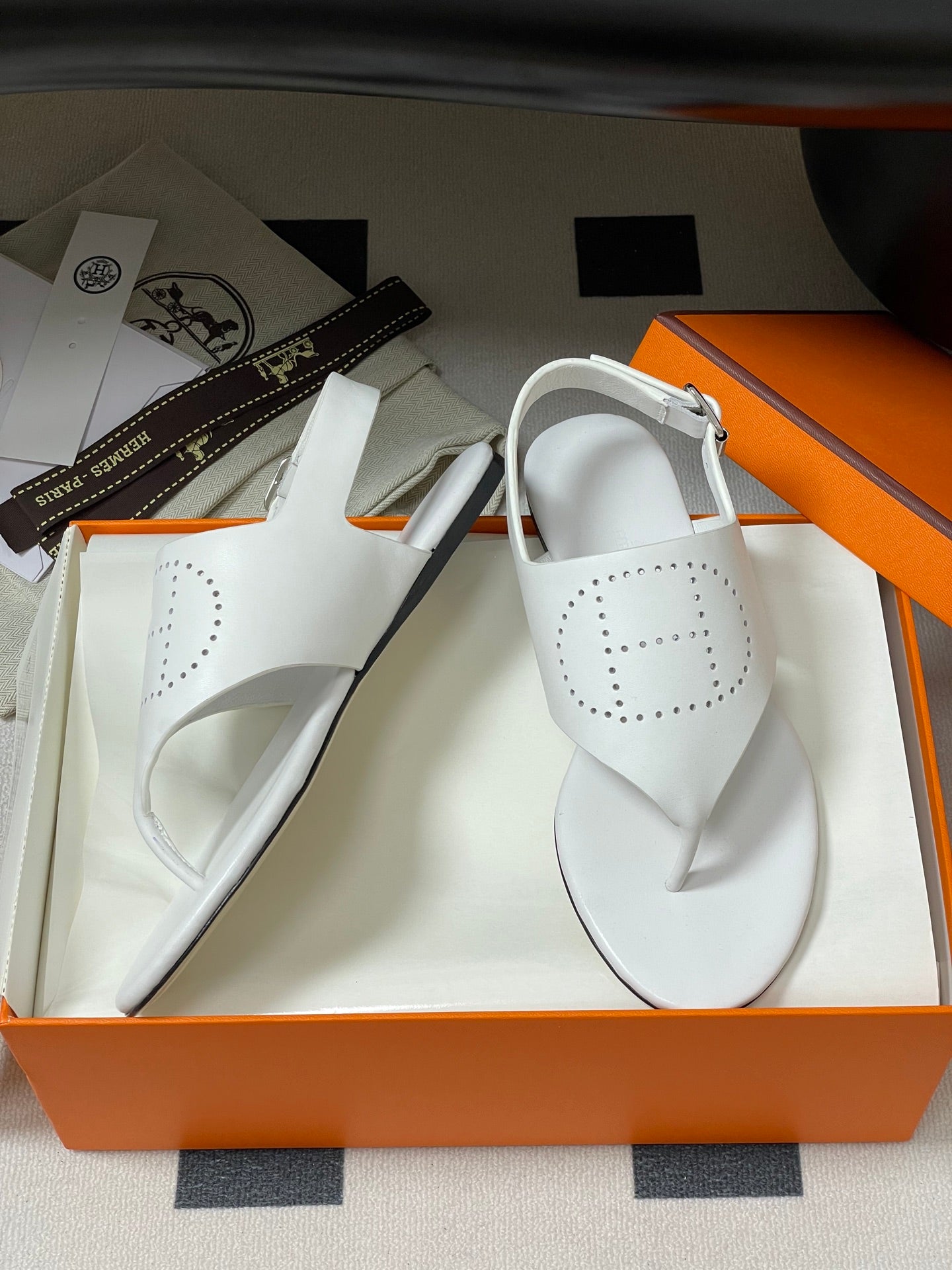 LuxluxHouse Best Quality Women Shoes Hermes