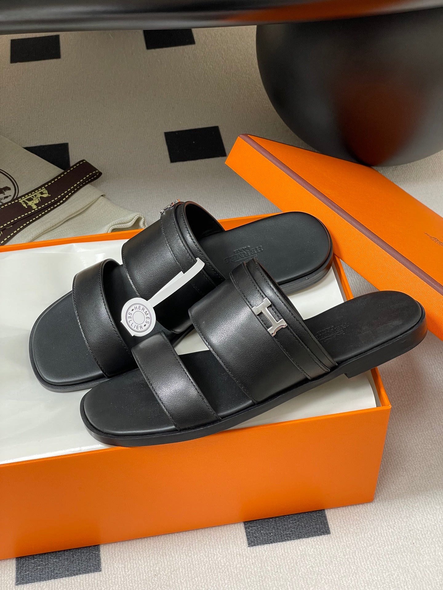 LuxluxHouse Best Quality Women Shoes Hermes