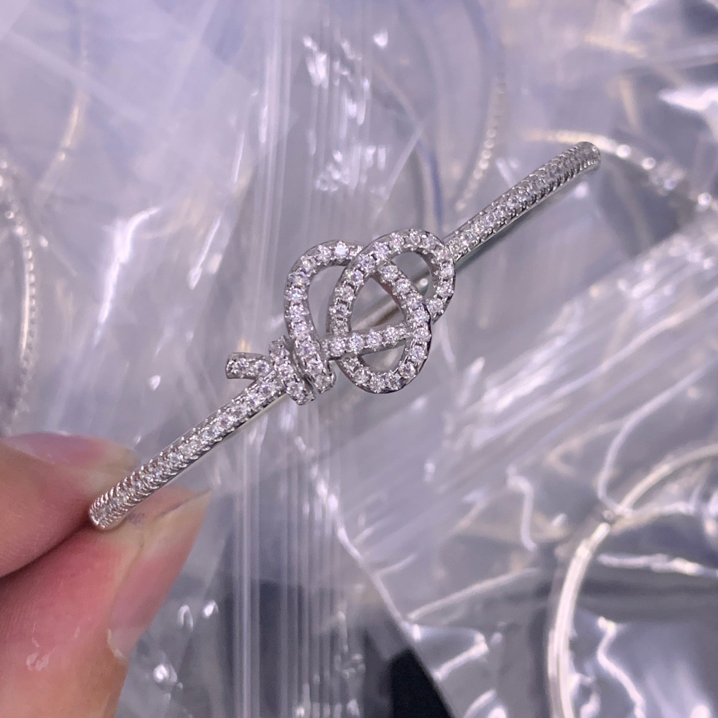 LuxluxHouse Low Price And High Quality Accessories Tiffany