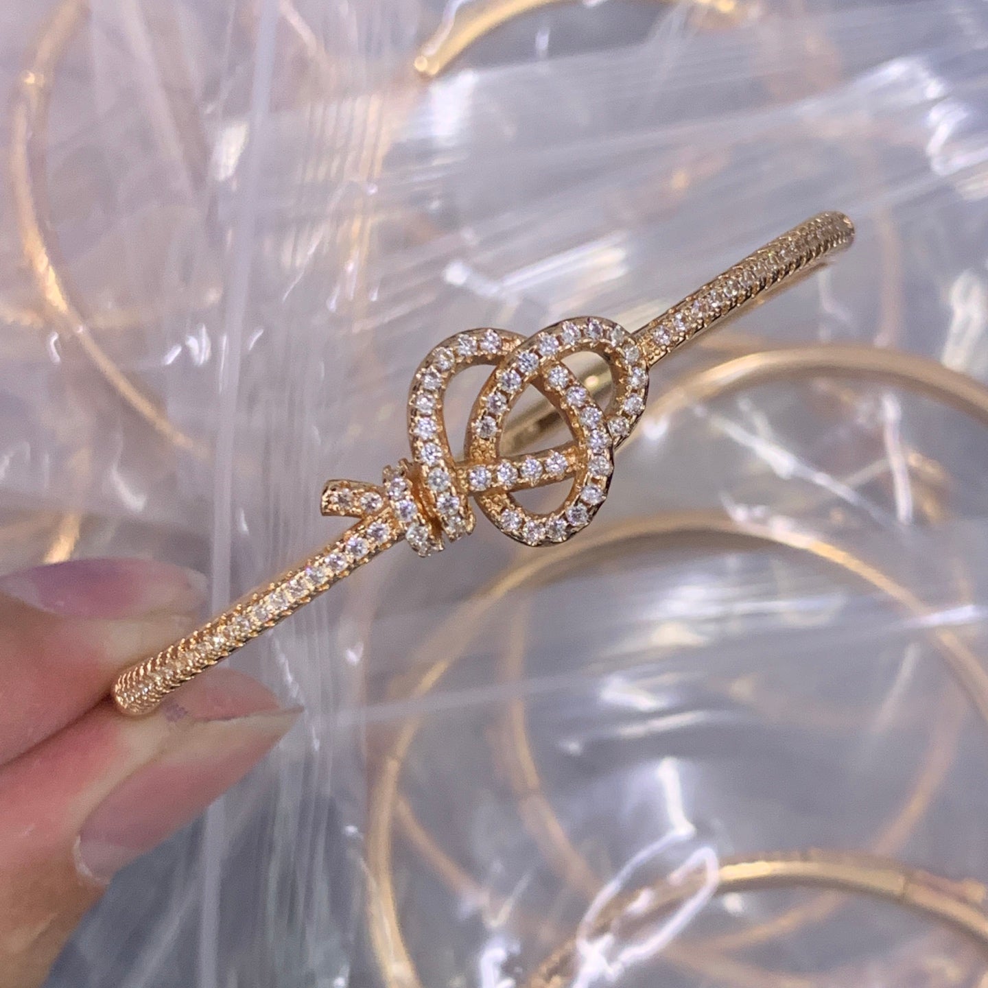 LuxluxHouse Low Price And High Quality Accessories Tiffany