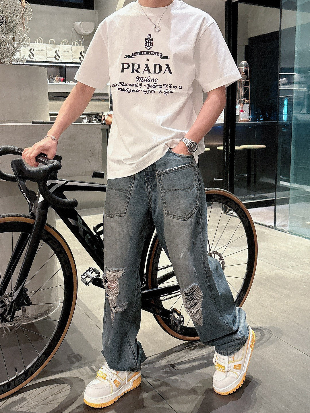 LuxluxHouse Best Quality Clothes T-shirt Prada